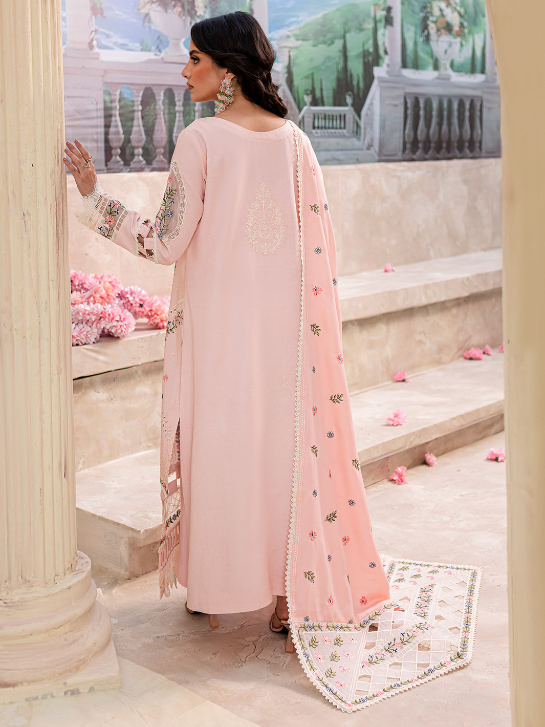 Mahnur | Veronica Luxury Karandi 24 | ISABELLA - Official Mahnur stockist in UK - Sakeena London