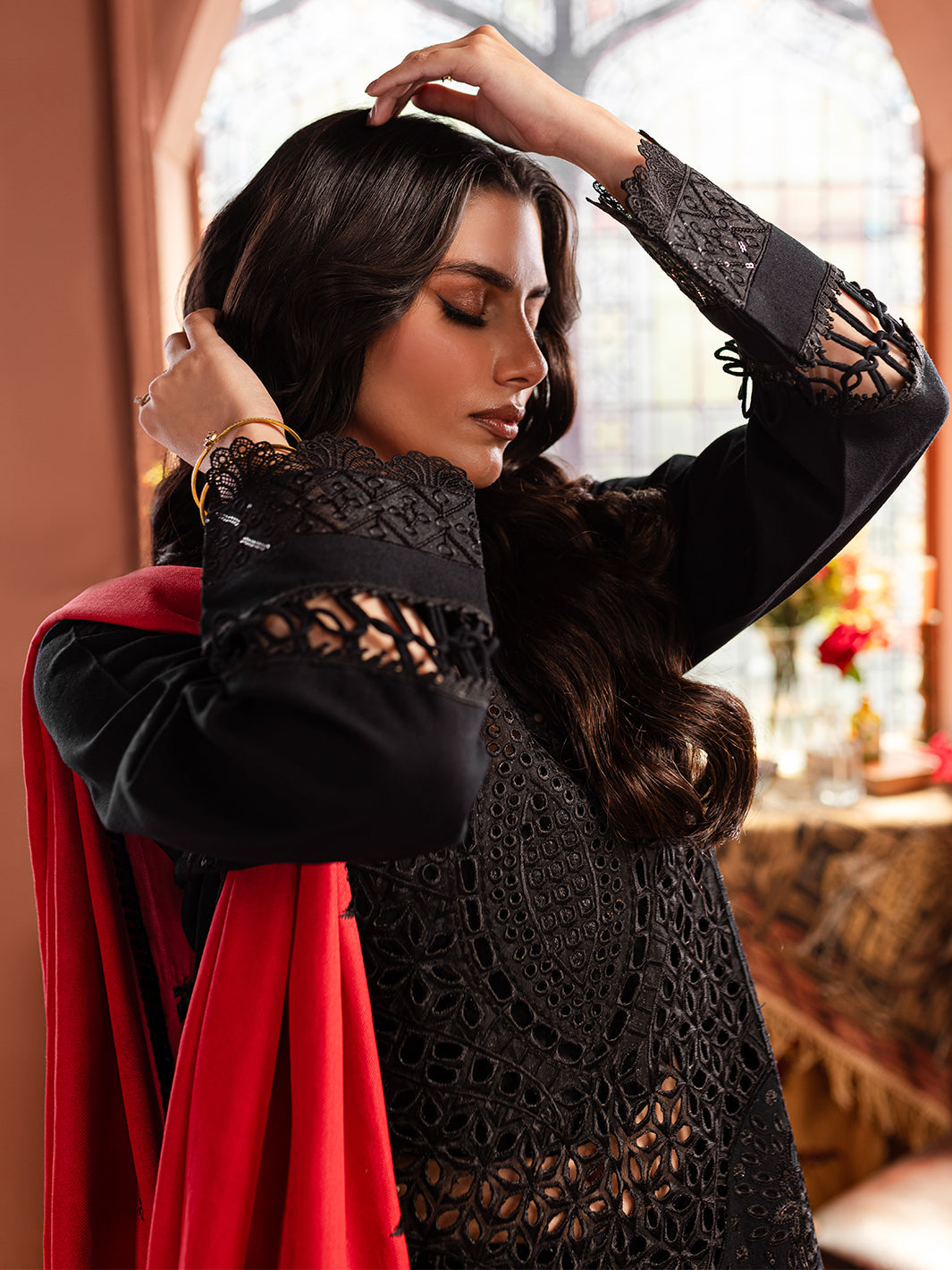 Mahnur | Veronica Luxury Karandi 24 | MARGARET - Official Mahnur stockist in UK - Sakeena London