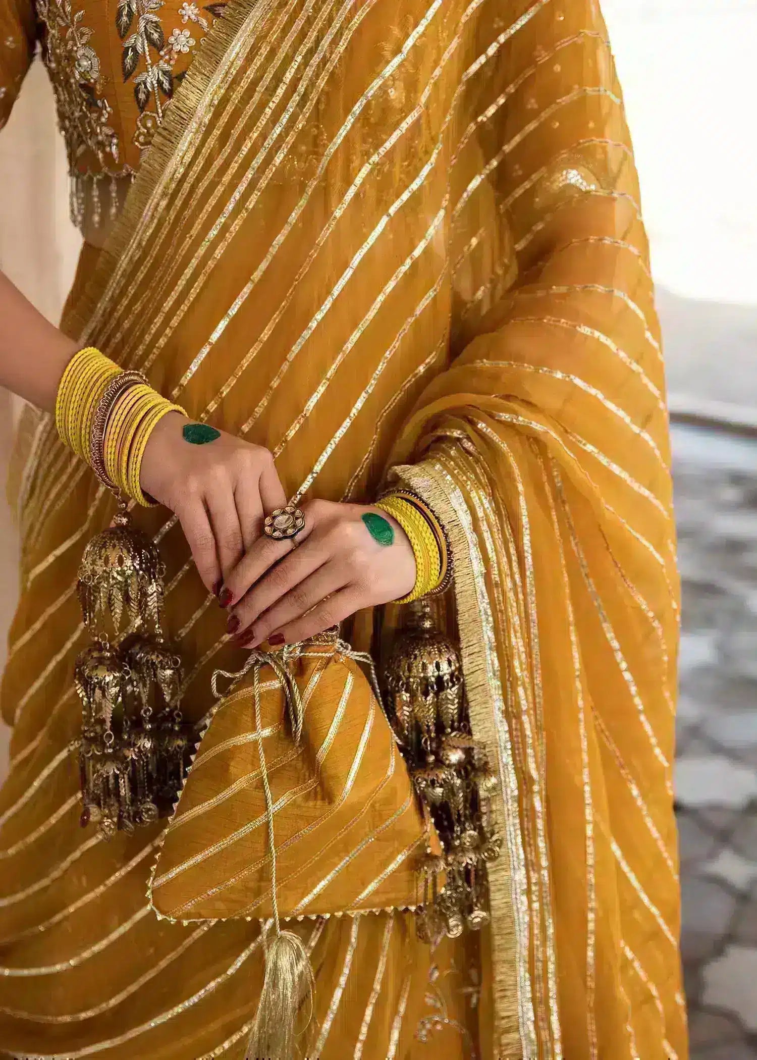 Mahum Asad | Gul Posh Luxury Formals ÃÂ¢ÃÂÃÂ23 | Nazneen - Official Mahum Asad stockist in UK - Sakeena London