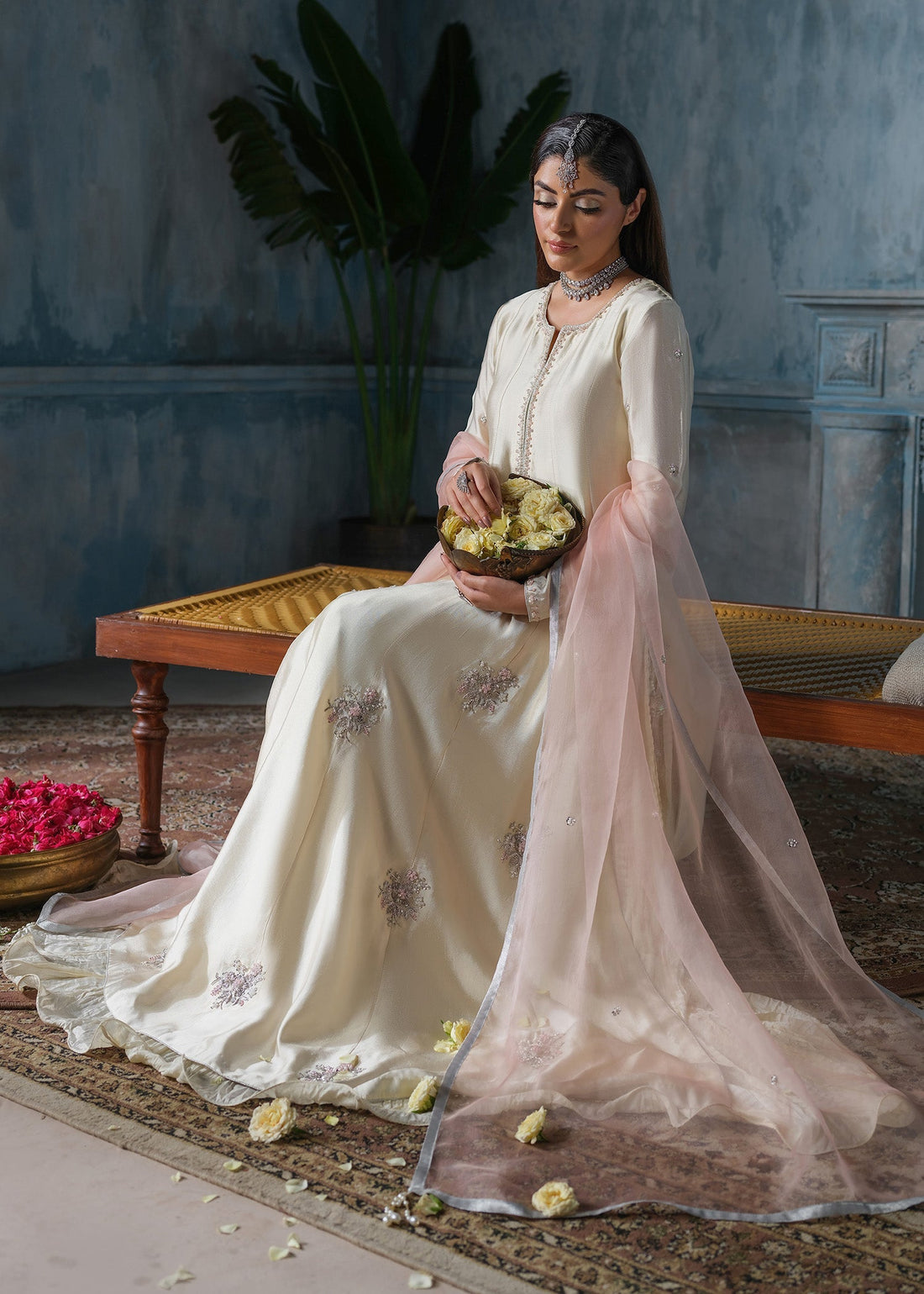 Mahum Asad | Reign Luxury Pret | Tara - Official Mahum Asad stockist in UK - Sakeena London
