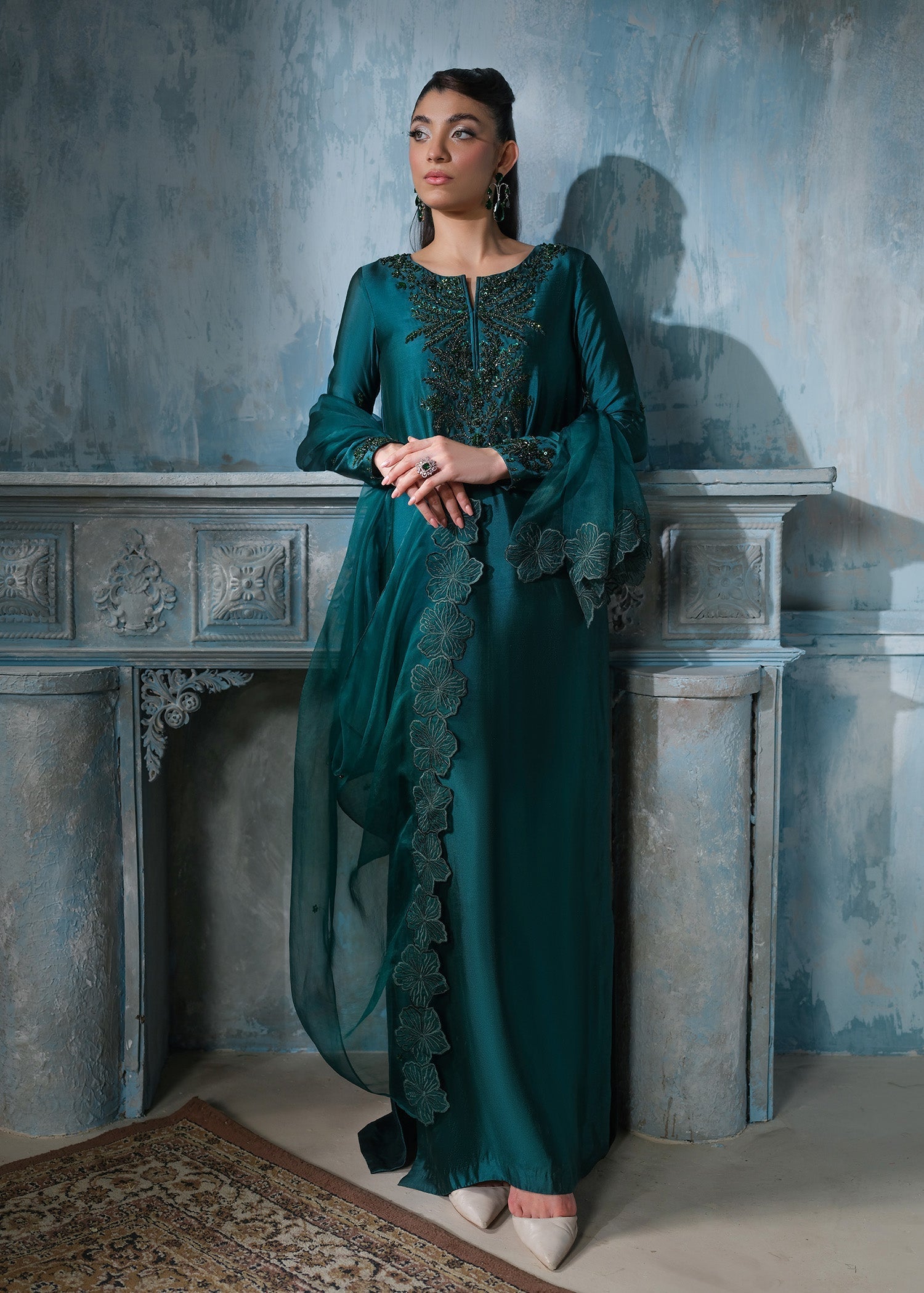 Mahum Asad | Reign Luxury Pret | Virah - Official Mahum Asad stockist in UK - Sakeena London