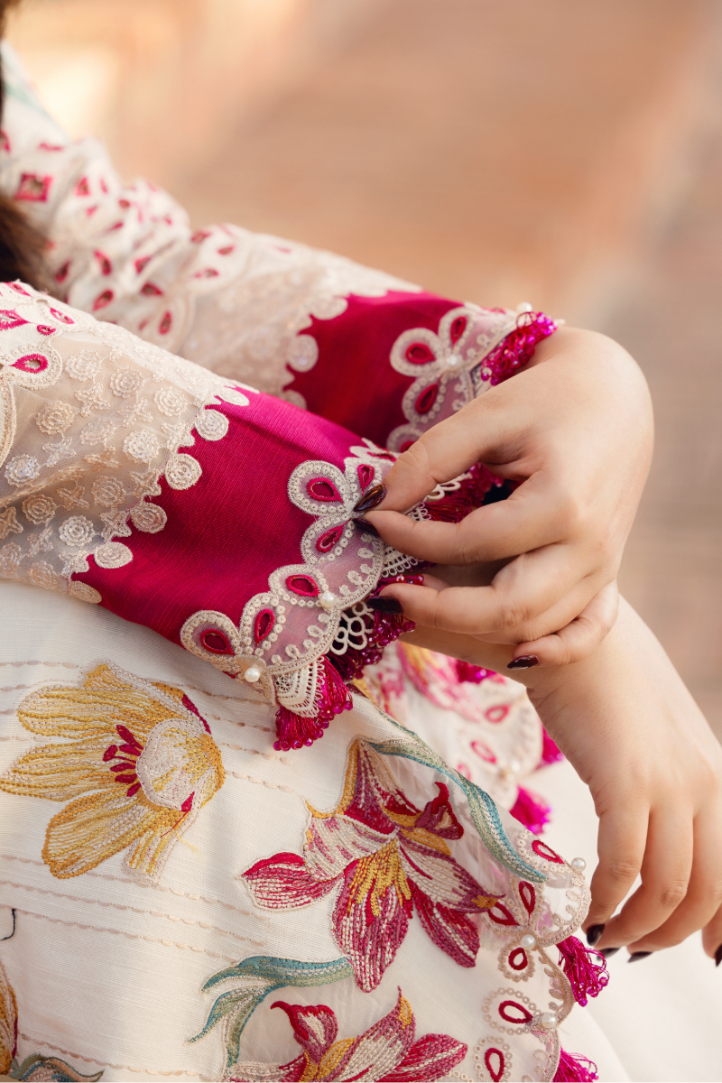 Manara | Luxury Winter 2025 | PHULKARI - Official Manara stockist in UK - Sakeena London