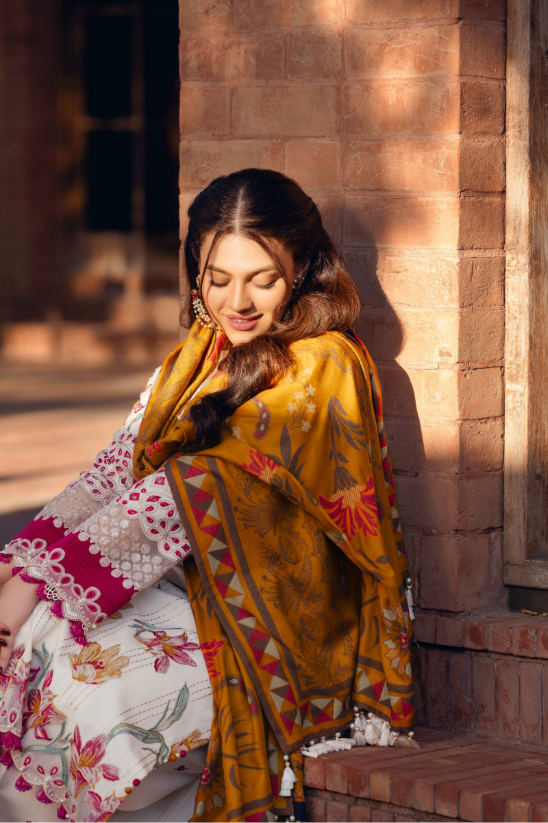 Manara | Luxury Winter 2025 | PHULKARI - Official Manara stockist in UK - Sakeena London