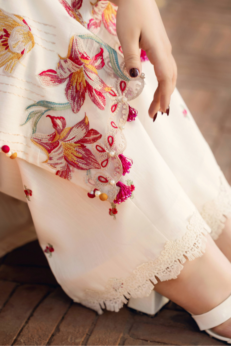 Manara | Luxury Winter 2025 | PHULKARI - Official Manara stockist in UK - Sakeena London