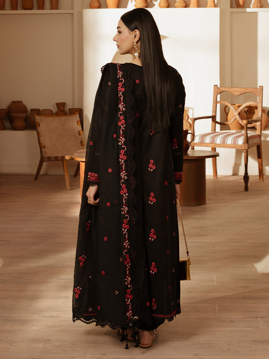 Mahnur | Florence Luxury Lawn 25 | MEHARMAH - Official Mahnur stockist in UK - Sakeena London