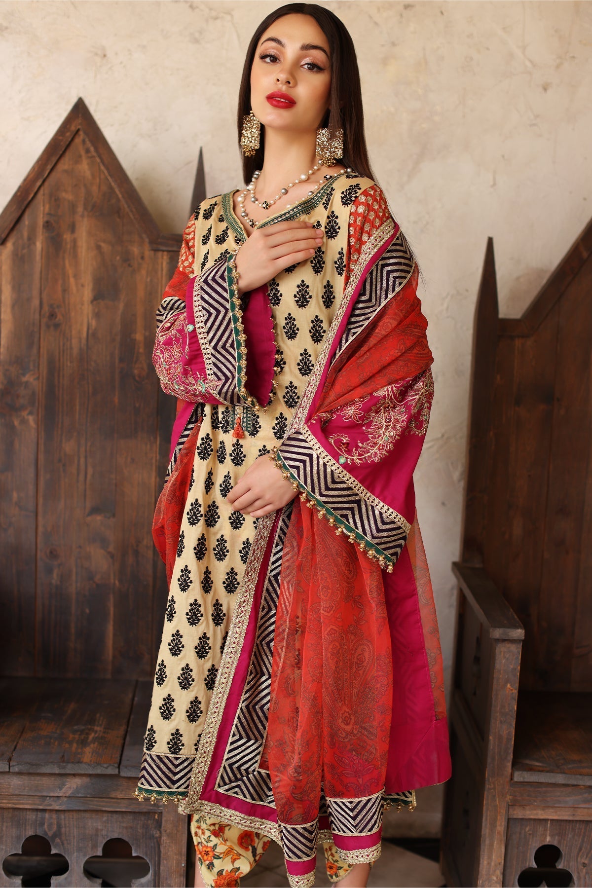 Mina Kashif | Festive Lawn | Amani - Official Mina Kashif stockist in UK - Sakeena London