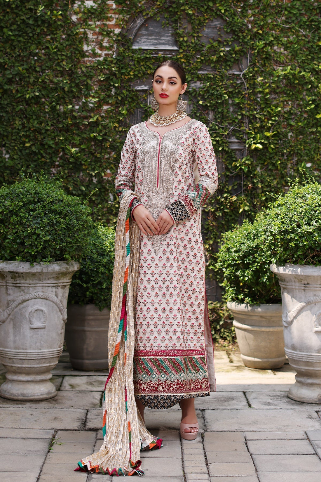 Mina Kashif | Festive Lawn | Parsa - Official Mina Kashif stockist in UK - Sakeena London