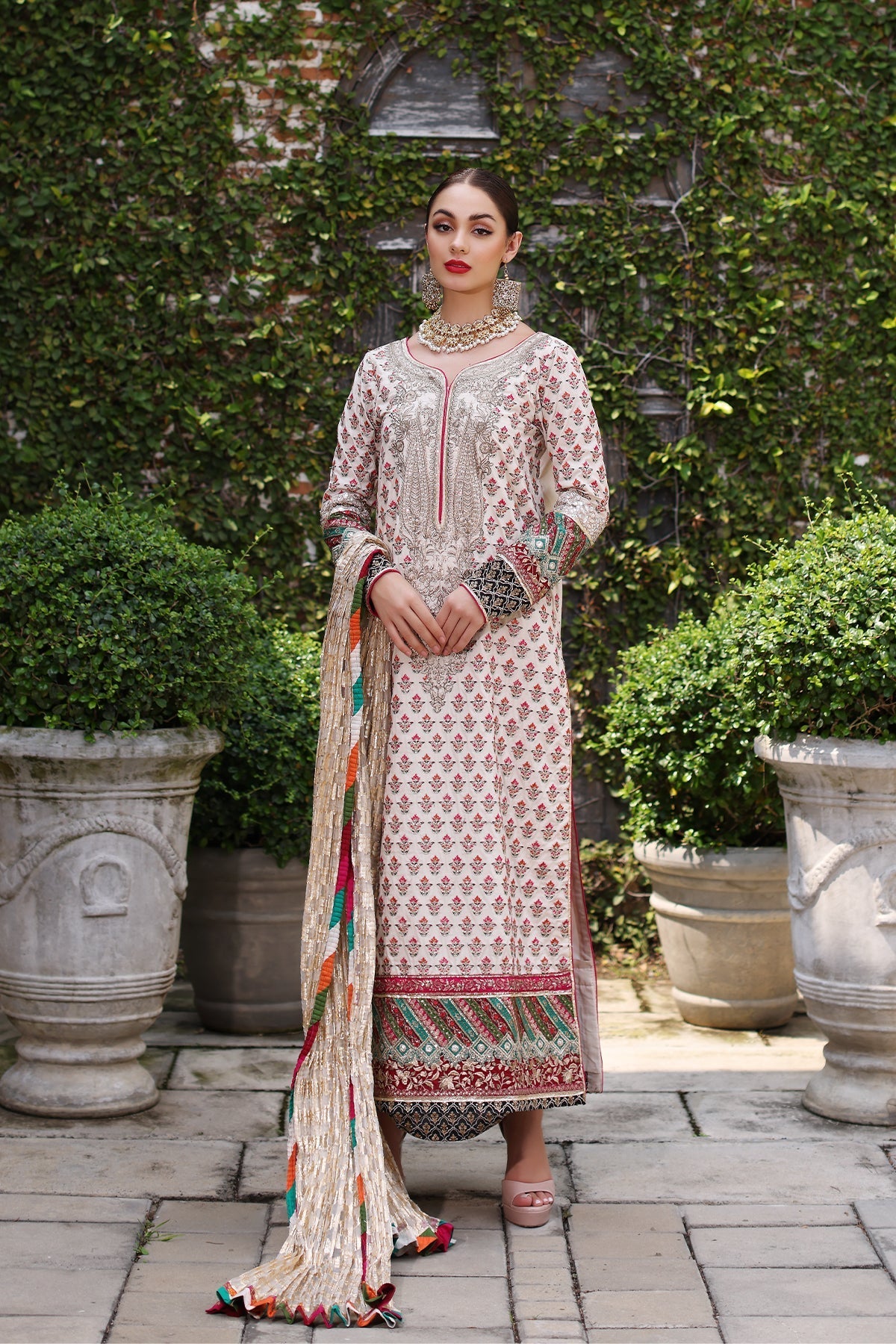Mina Kashif | Festive Lawn | Parsa - Official Mina Kashif stockist in UK - Sakeena London