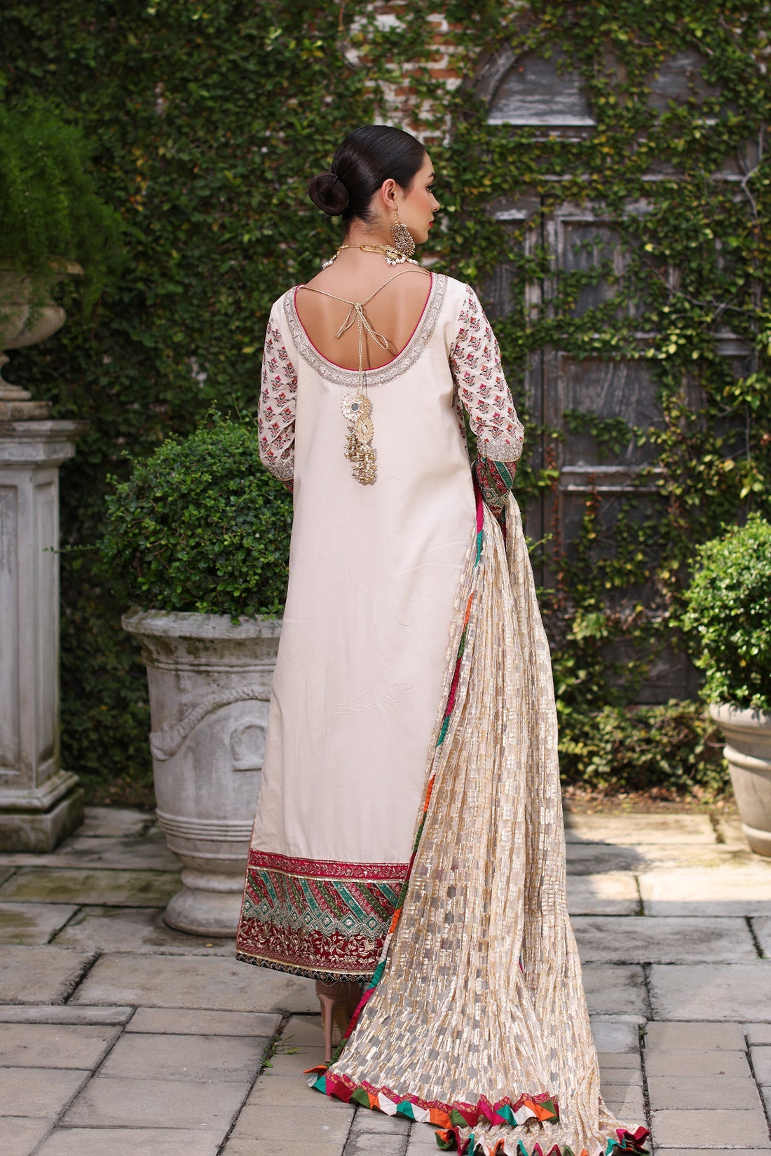 Mina Kashif | Festive Lawn | Parsa - Official Mina Kashif stockist in UK - Sakeena London