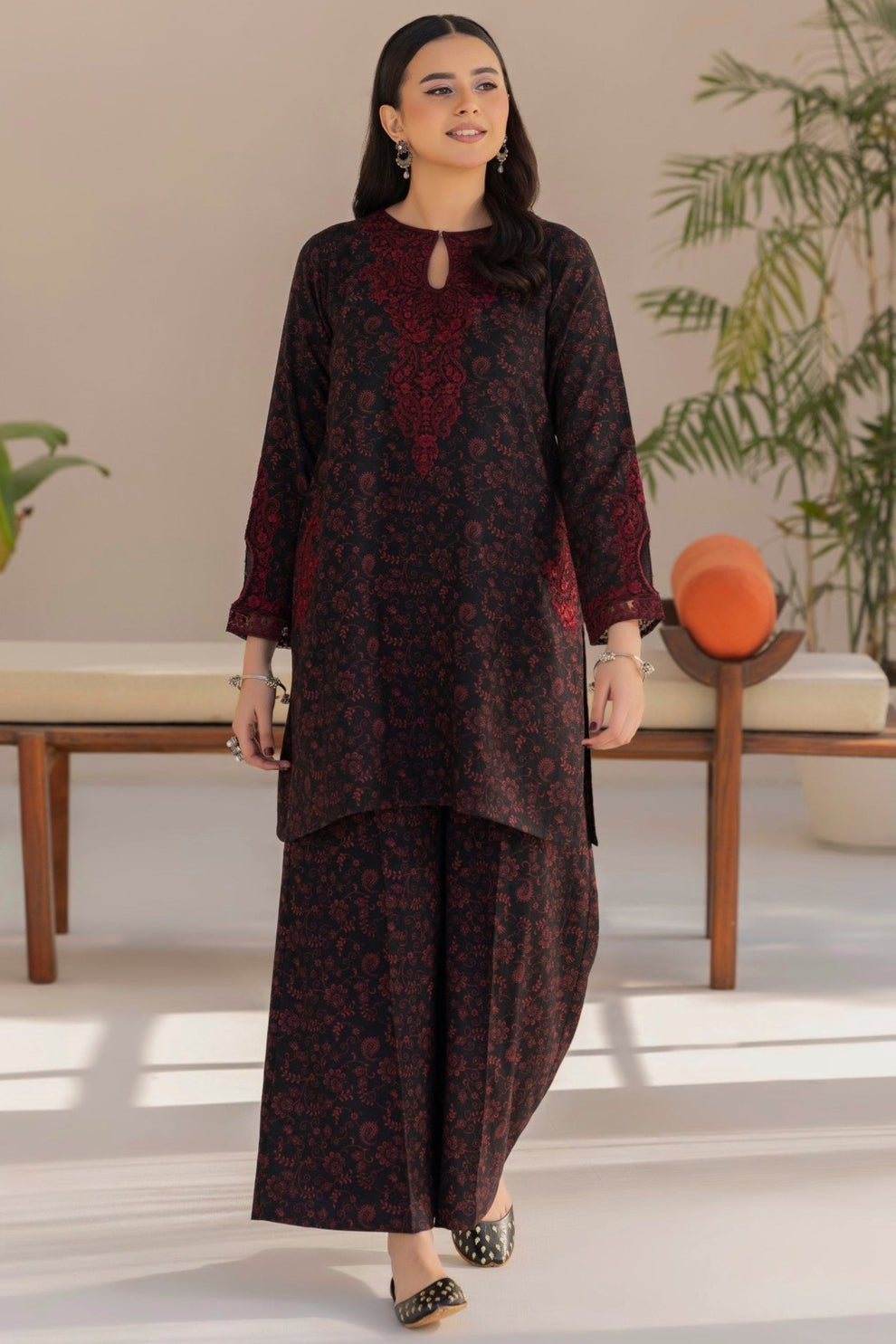 Mohagni | Winter Collection | DZP-04 2PC - Official Mohagni stockist in UK - Sakeena London