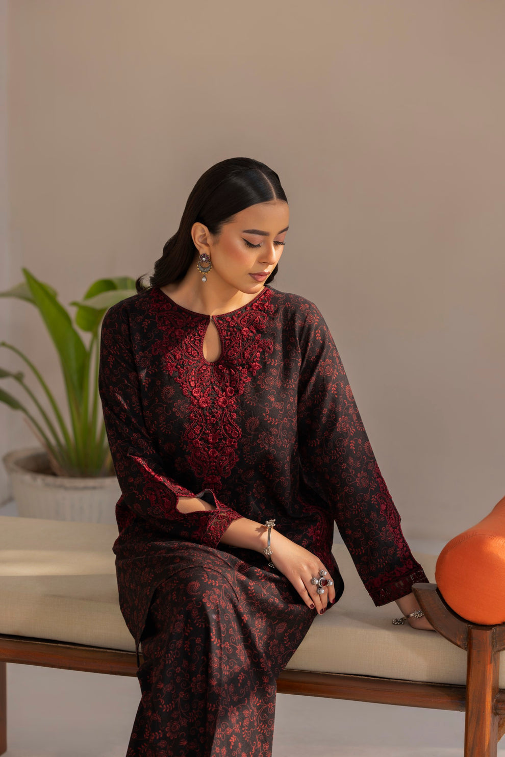 Mohagni | Winter Collection | DZP-04 2PC - Official Mohagni stockist in UK - Sakeena London