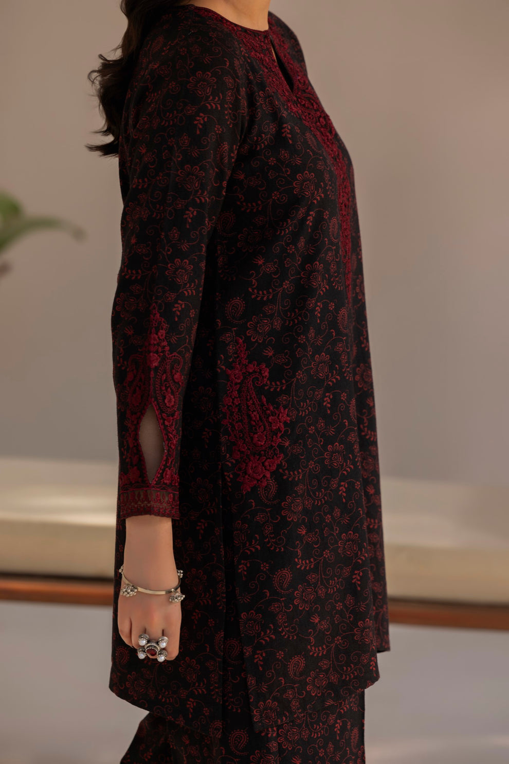 Mohagni | Winter Collection | DZP-04 2PC - Official Mohagni stockist in UK - Sakeena London