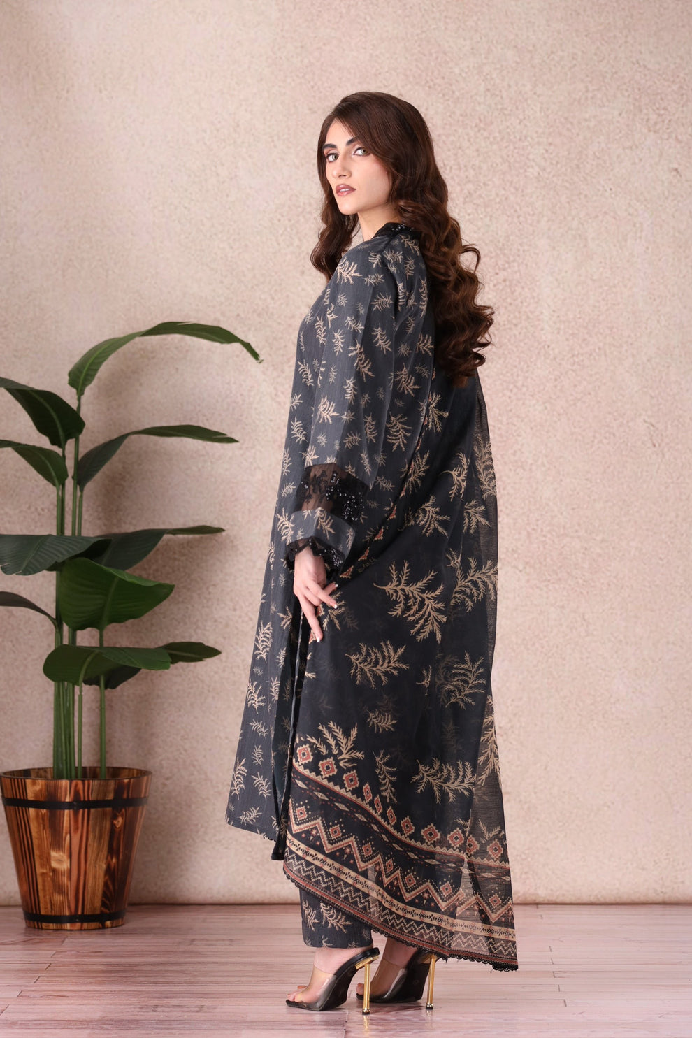 Mohagni | Winter Collection | BLS-101 - Official Mohagni stockist in UK - Sakeena London