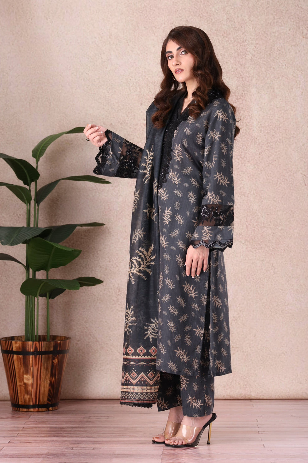 Mohagni | Winter Collection | BLS-101 - Official Mohagni stockist in UK - Sakeena London