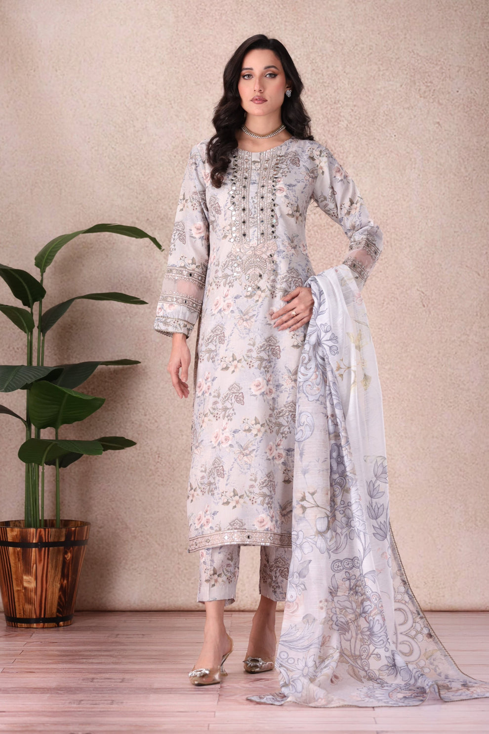 Mohagni | Winter Collection | MWD-04 - Official Mohagni stockist in UK - Sakeena London