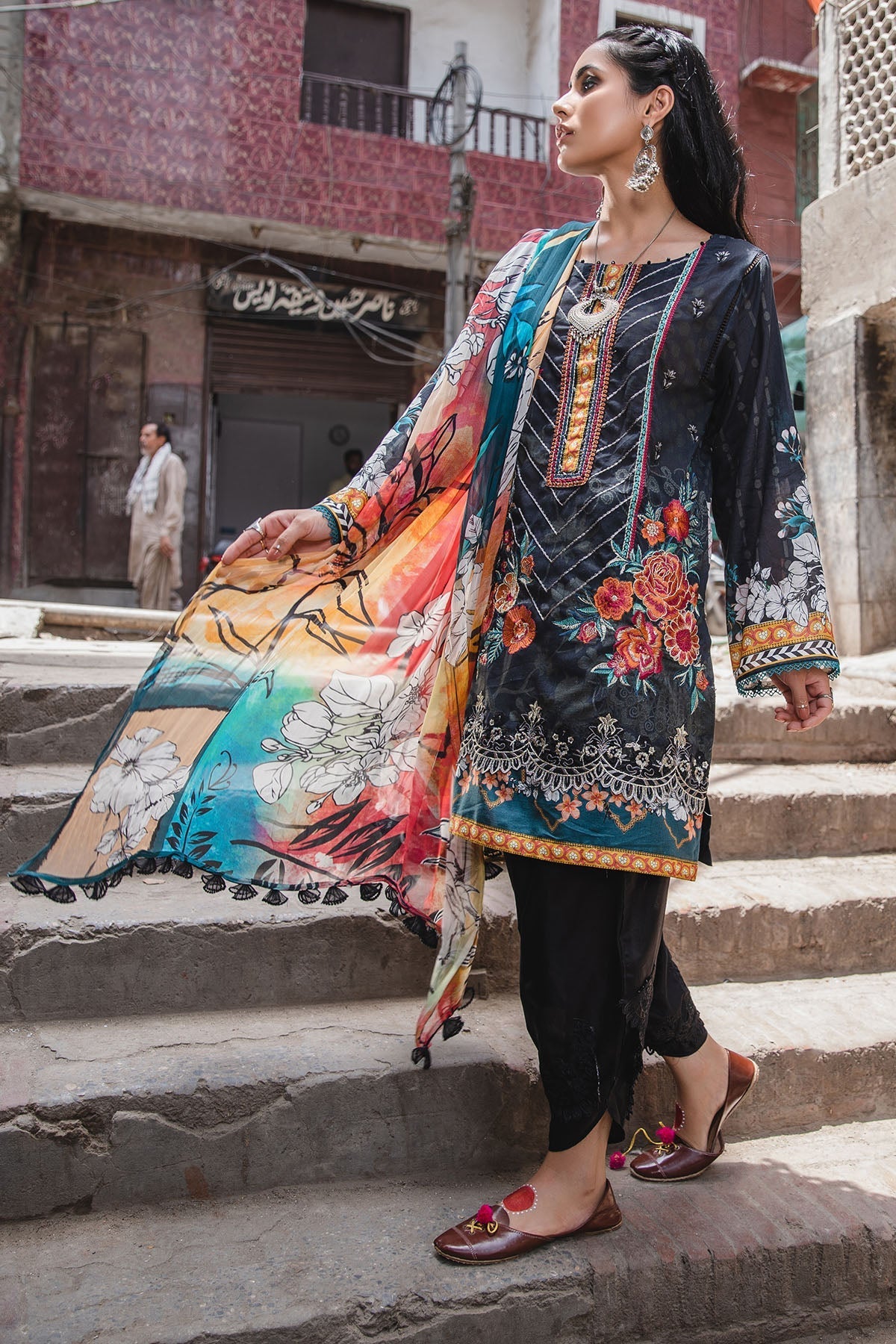 Motifz | Amal Luxury Lawn | 2943 - Official Motifz stockist in UK - Sakeena London