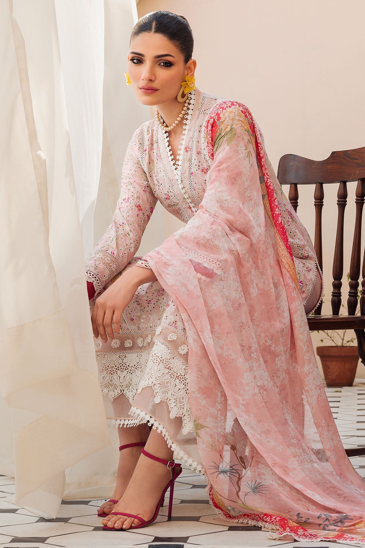 Motifz | Amal Luxury Lawn | 4621 - Official Motifz stockist in UK - Sakeena London