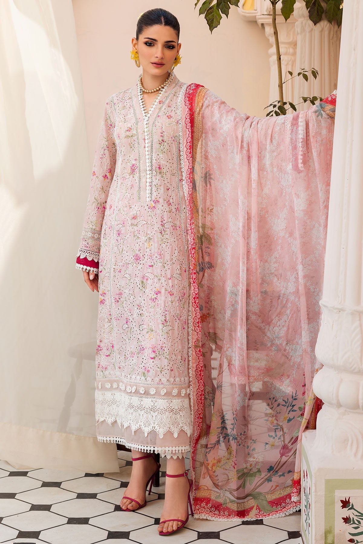 Motifz | Amal Luxury Lawn | 4621 - Official Motifz stockist in UK - Sakeena London