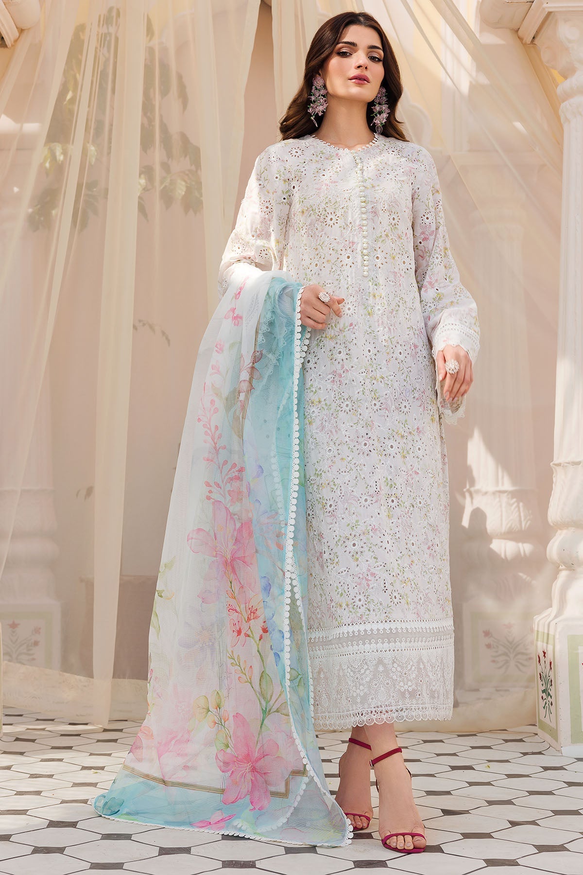 Motifz | Amal Luxury Lawn | 4622 - Official Motifz stockist in UK - Sakeena London
