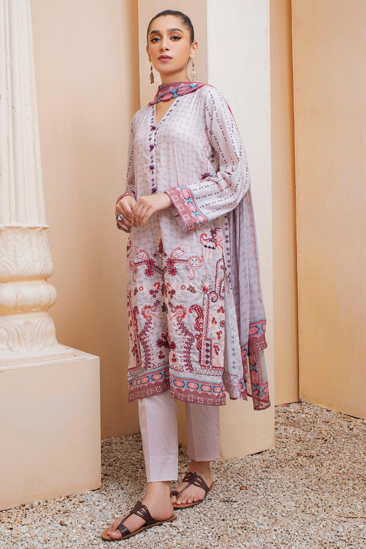 Motifz | Amal Luxury Lawn | 2956 - Official Motifz stockist in UK - Sakeena London