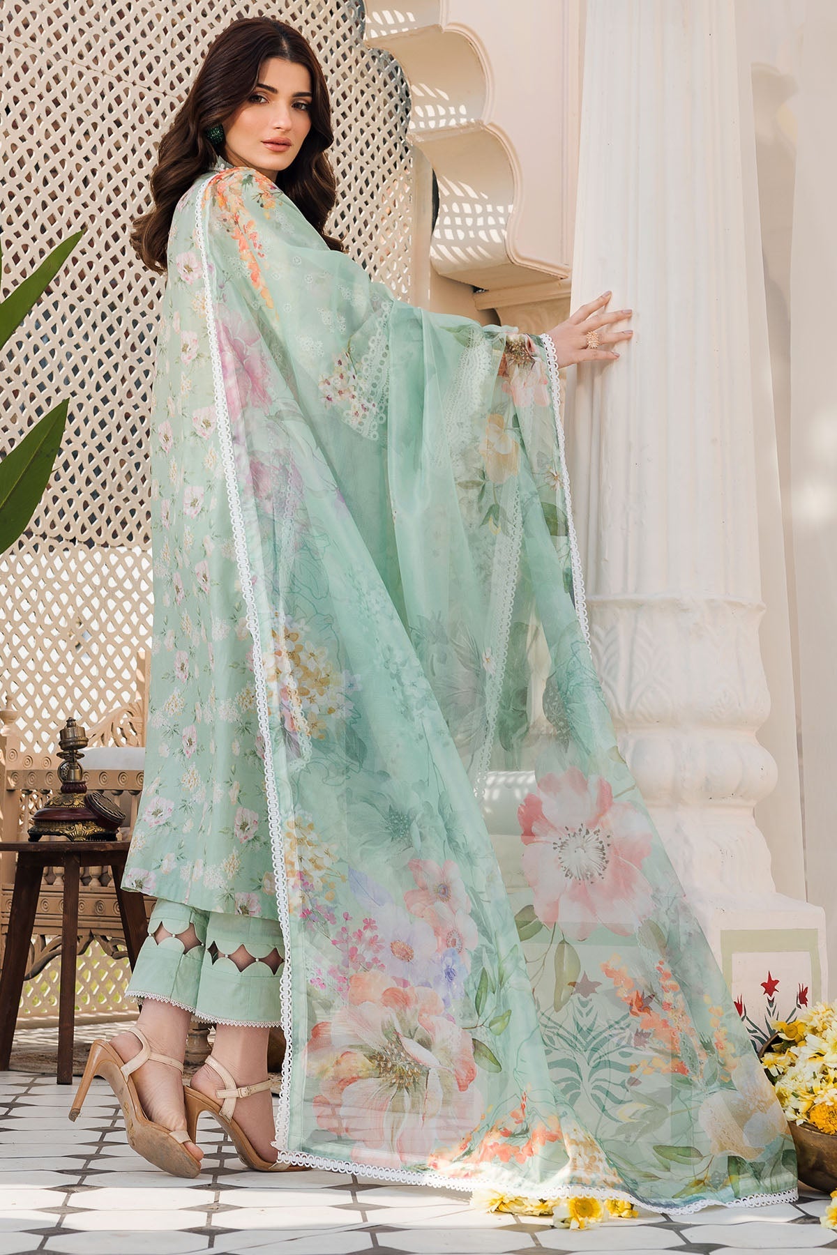 Motifz | Amal Luxury Lawn | 4624 - Official Motifz stockist in UK - Sakeena London