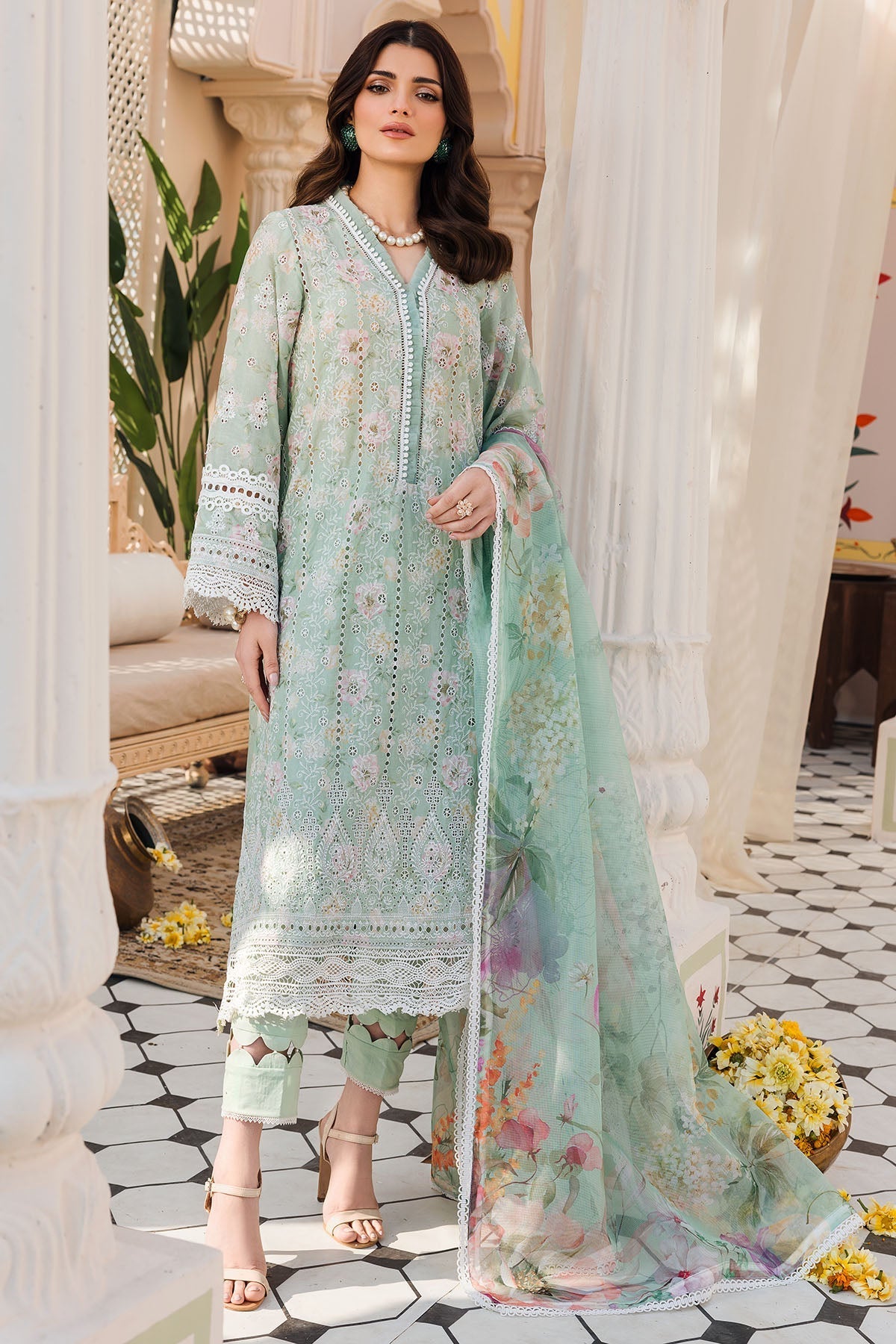 Motifz | Amal Luxury Lawn | 4624 - Official Motifz stockist in UK - Sakeena London