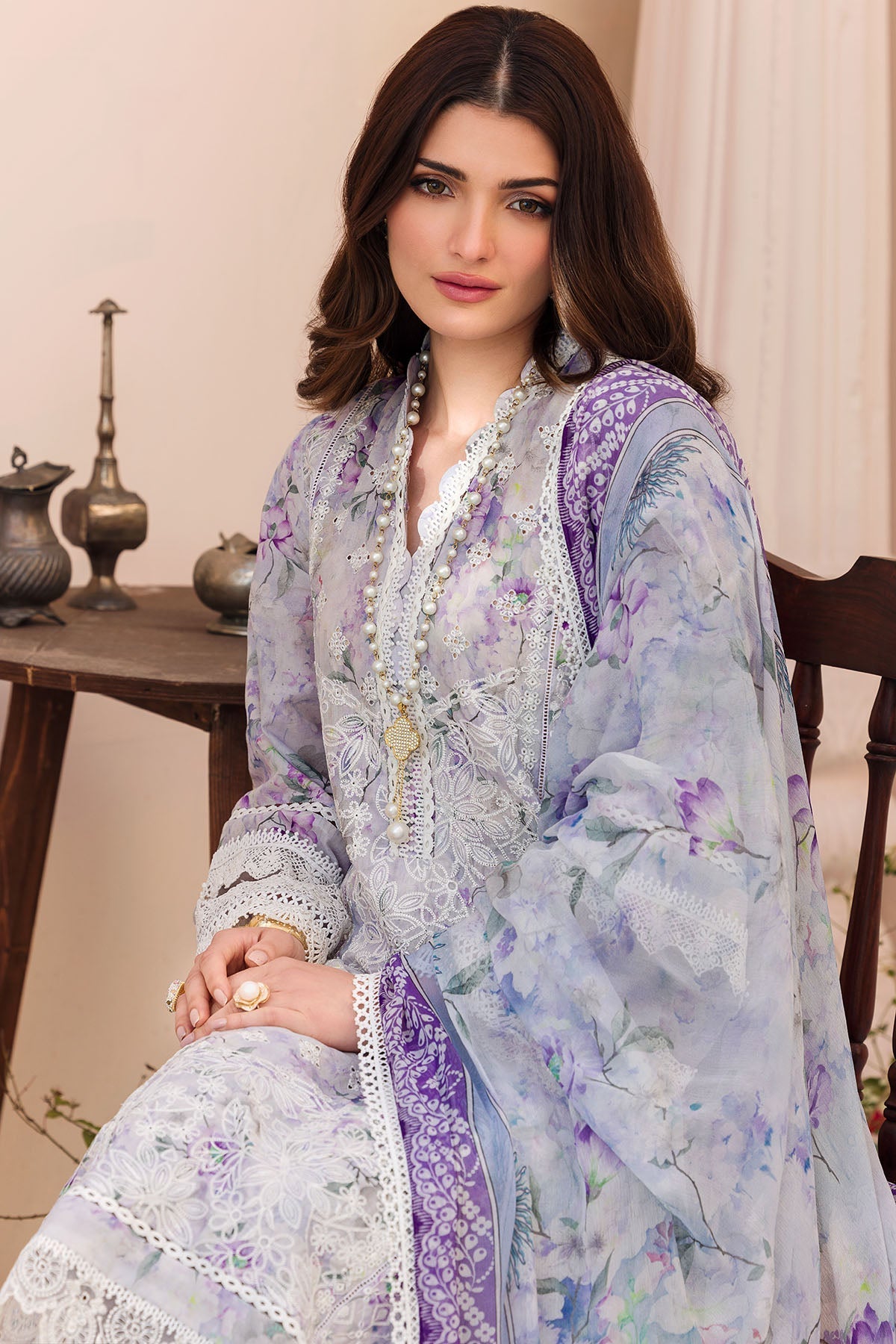 Motifz | Amal Luxury Lawn | 4628 - Official Motifz stockist in UK - Sakeena London