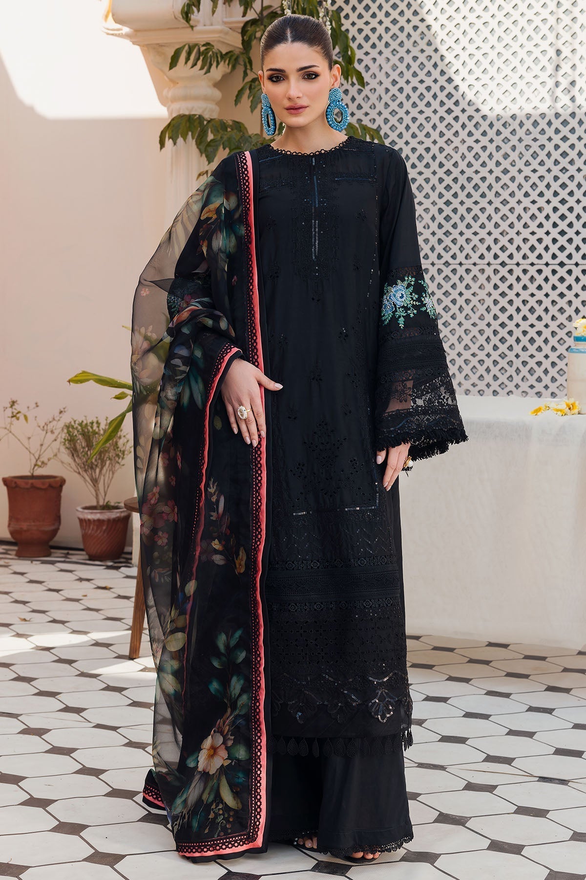 Motifz | Amal Luxury Lawn | 4630 - Official Motifz stockist in UK - Sakeena London