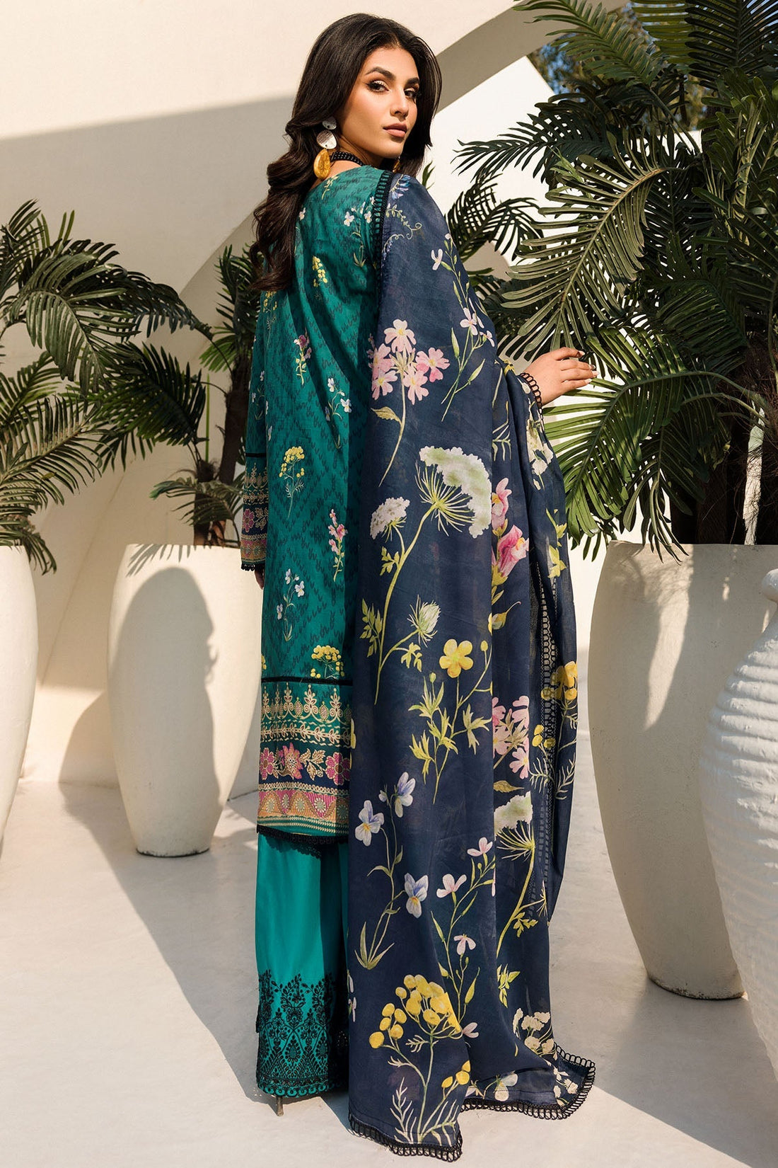 Motifz | Umang Luxury Lawn | A-06 - Official Motifz stockist in UK - Sakeena London