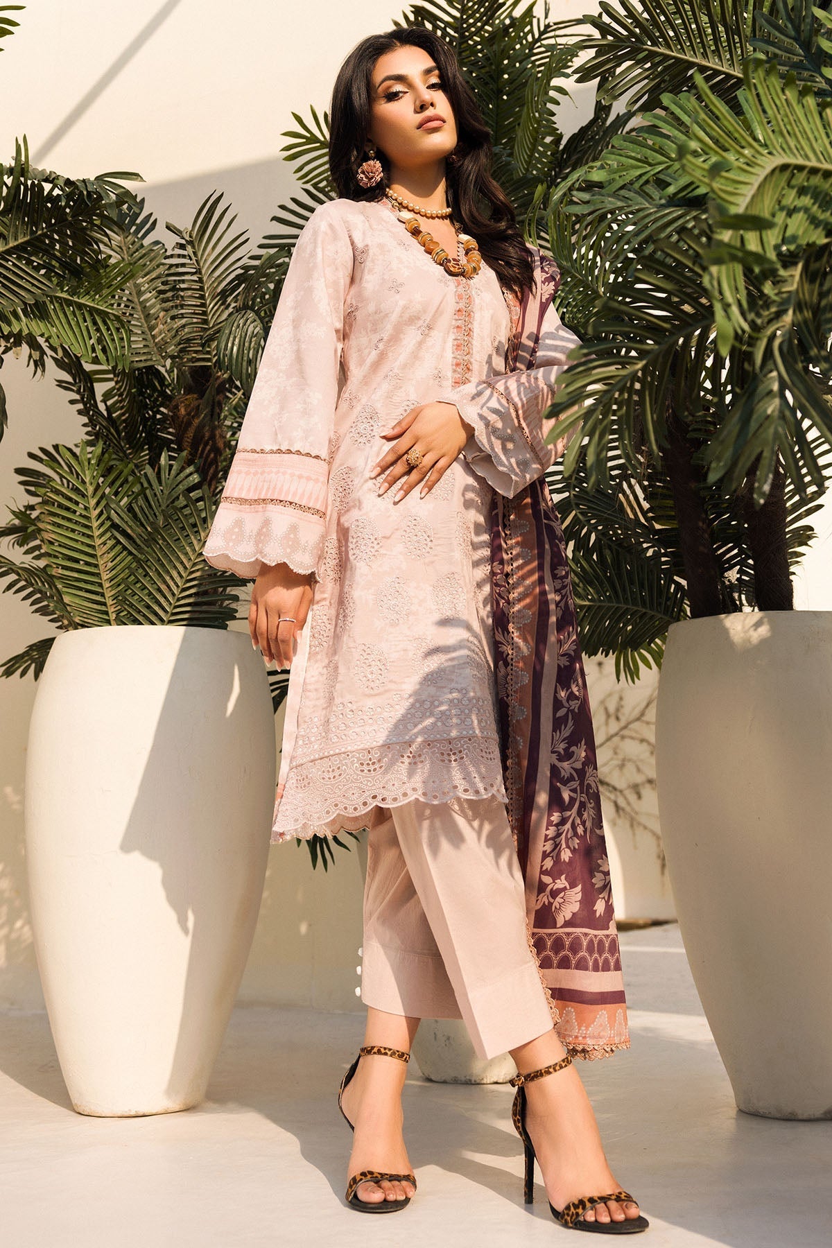 Motifz | Umang Luxury Lawn | A-07 - Official Motifz stockist in UK - Sakeena London