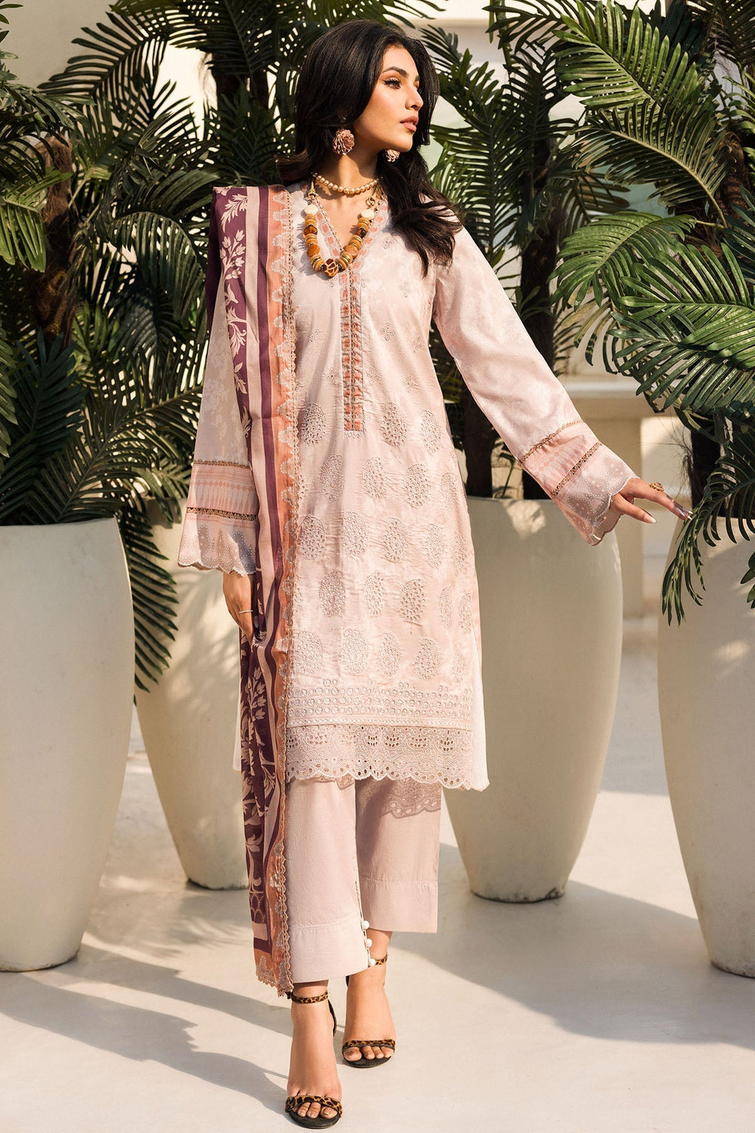 Motifz | Umang Luxury Lawn | A-07 - Official Motifz stockist in UK - Sakeena London