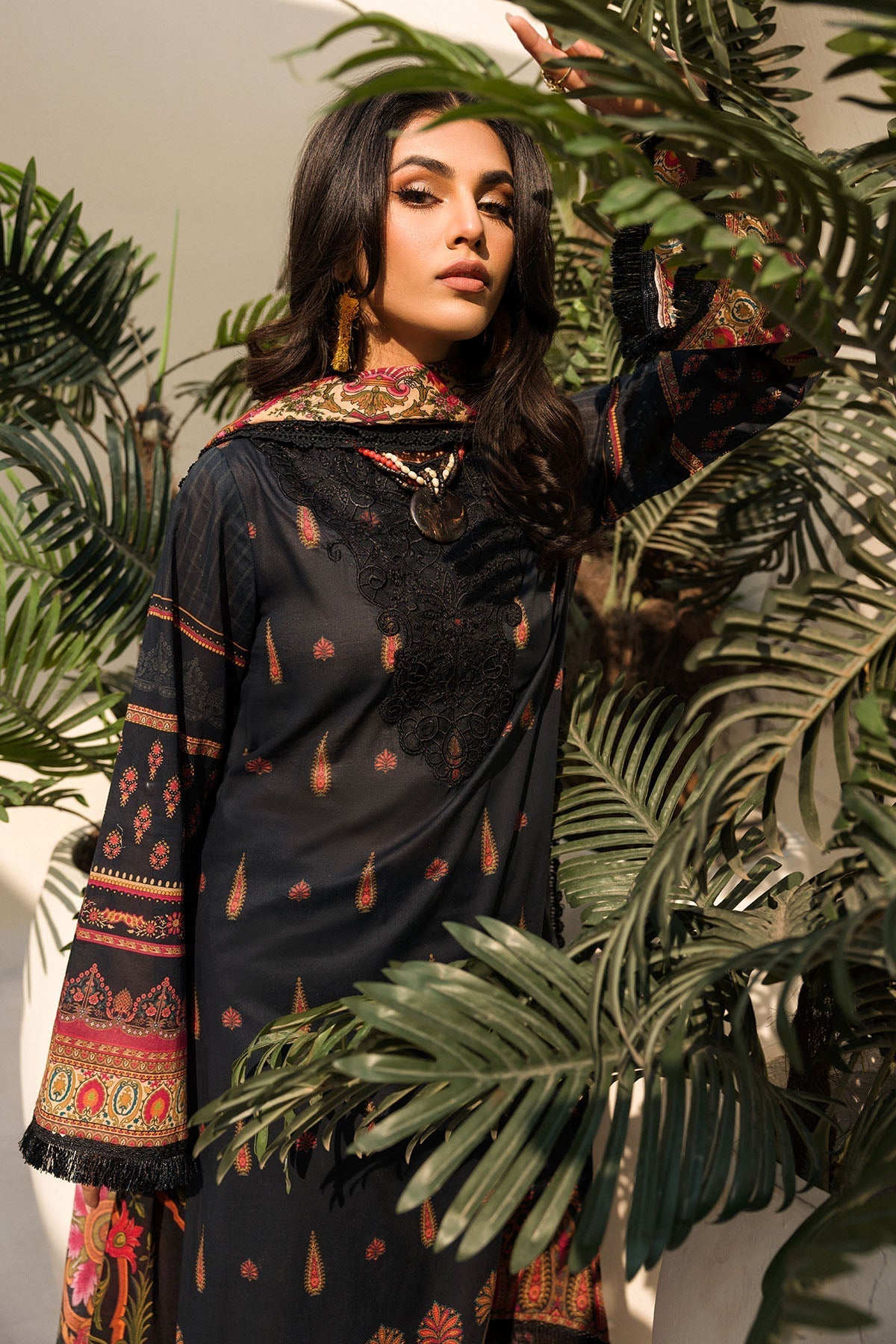 Motifz | Umang Luxury Lawn | A-08 - Official Motifz stockist in UK - Sakeena London
