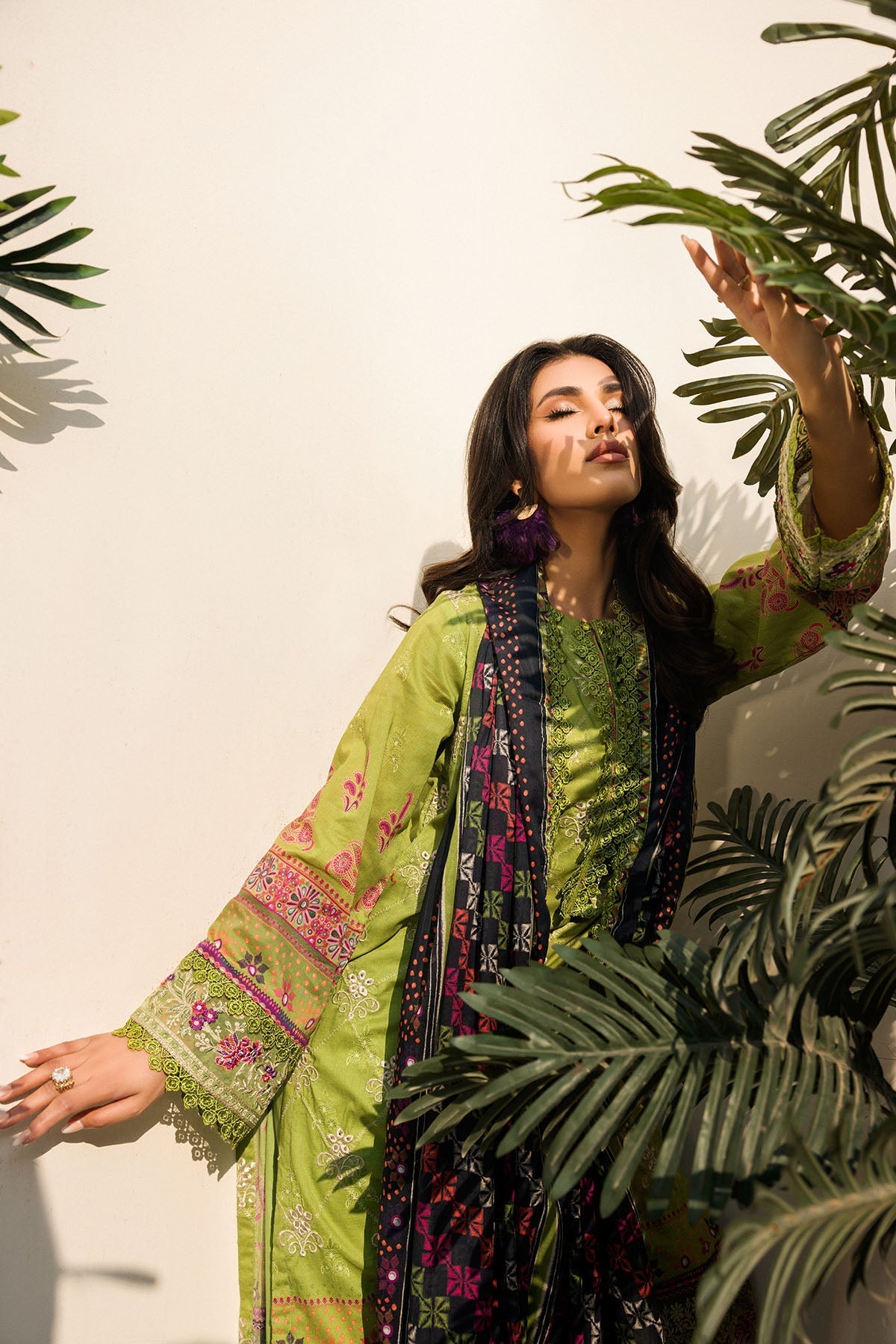 Motifz | Umang Luxury Lawn | A-12 - Official Motifz stockist in UK - Sakeena London