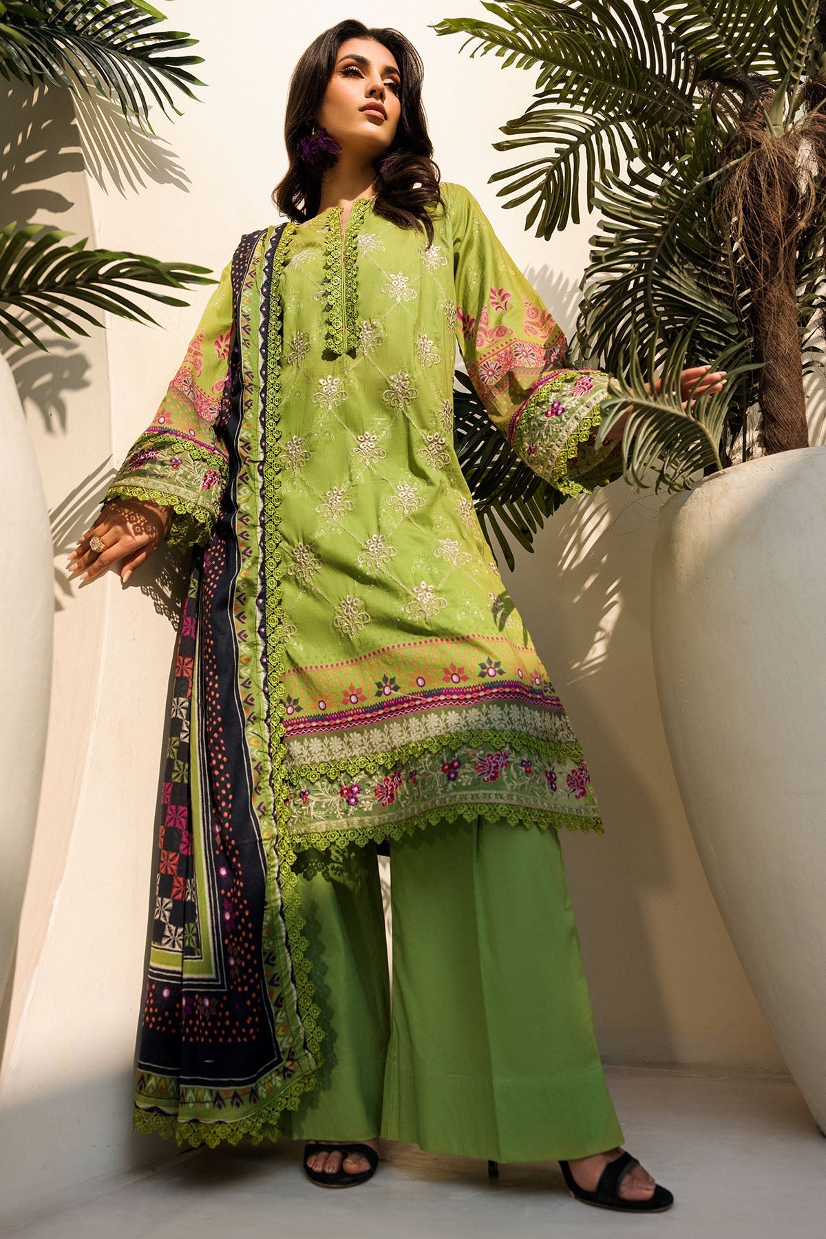 Motifz | Umang Luxury Lawn | A-12 - Official Motifz stockist in UK - Sakeena London