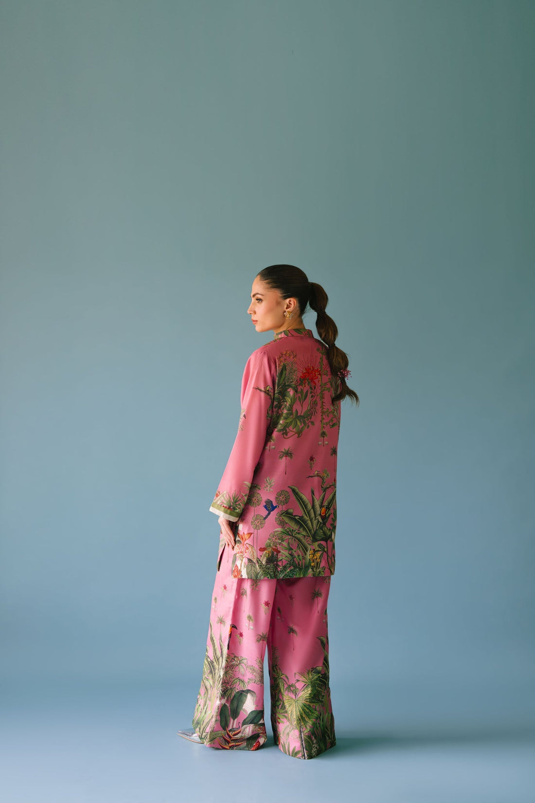 Sammy K | Lawn Pret 25 |Enchanting garden - Official Sammy K stockist in UK - Sakeena London