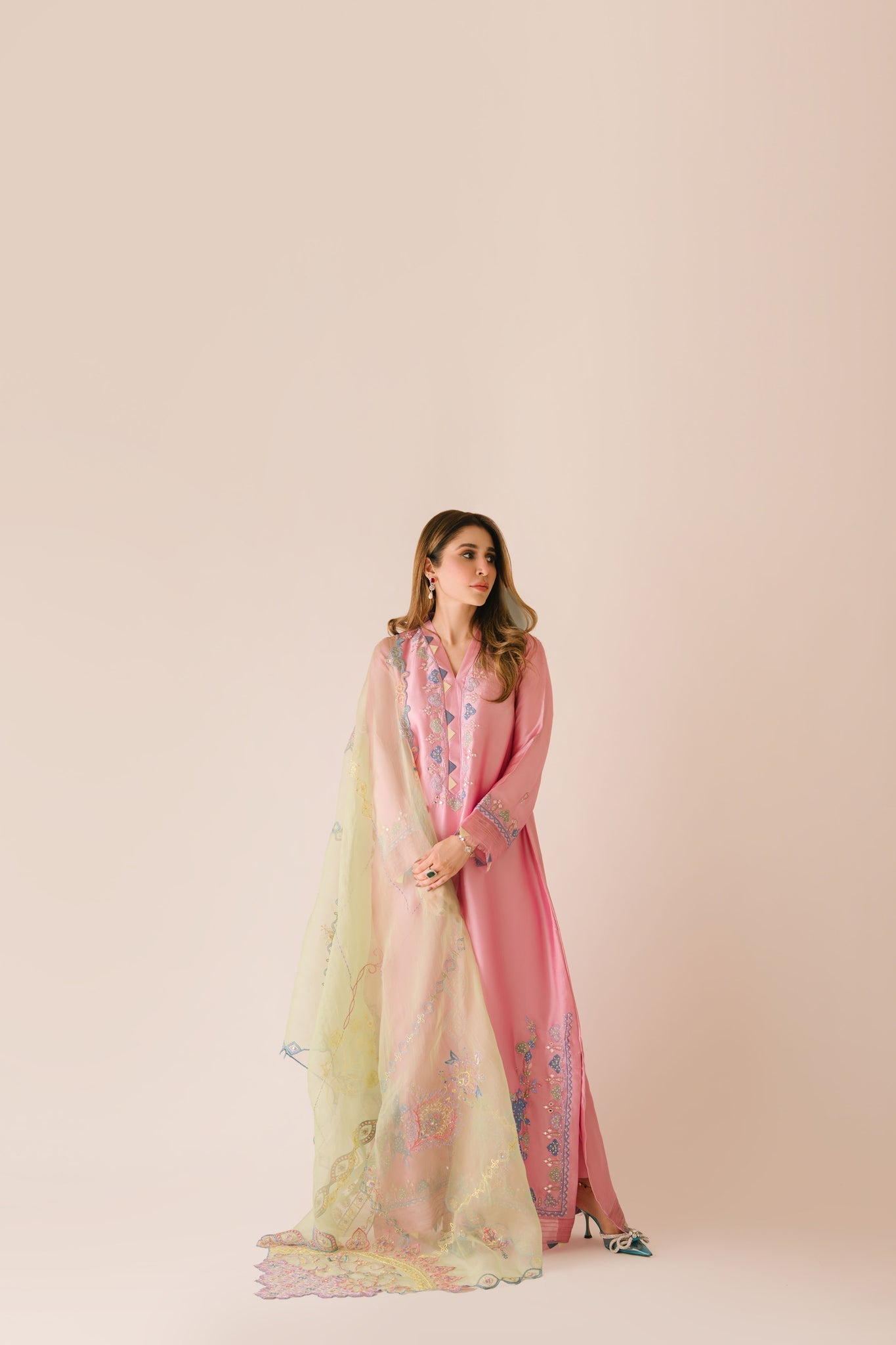 Sammy K | Aadat Festive Edition |Spray Rose - Official Sammy K stockist in UK - Sakeena London