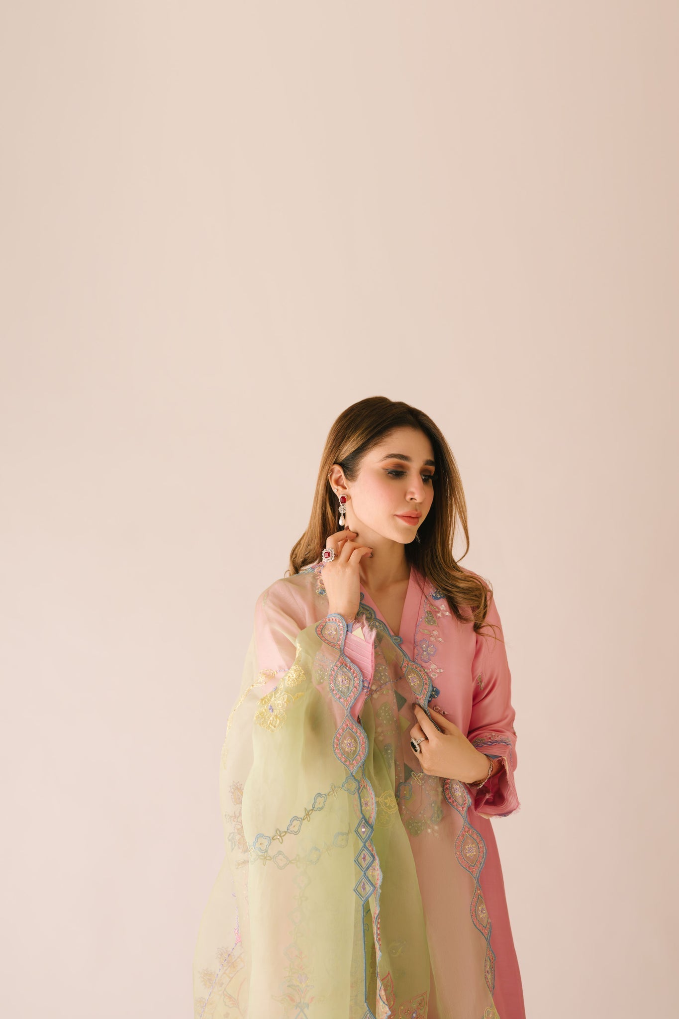 Sammy K | Aadat Festive Edition |Spray Rose - Official Sammy K stockist in UK - Sakeena London