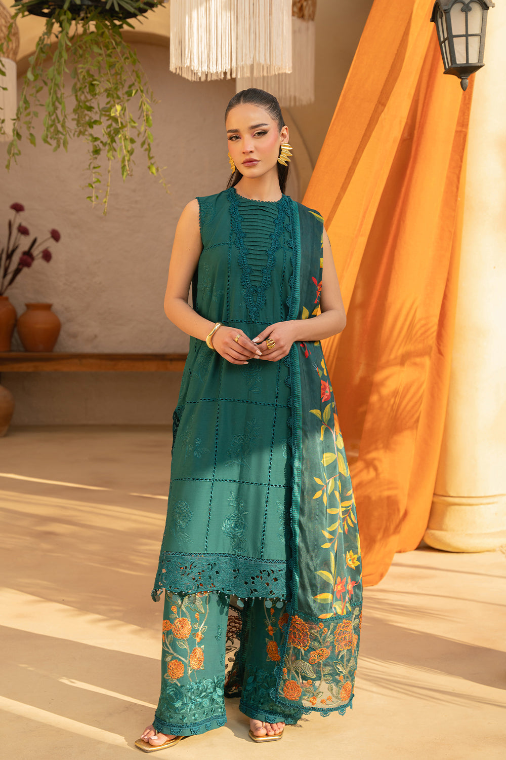 Saira Rizwan | Luxury Lawn 25 | LIRA-SRL25-10 - Official Saira Rizwan stockist in UK - Sakeena London