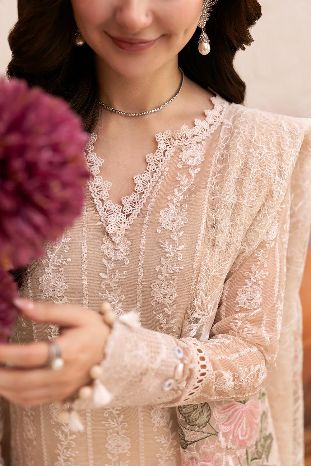 Saira Rizwan | Luxury Lawn 25 | MADONNA-SRL25-08 - Official Saira Rizwan stockist in UK - Sakeena London