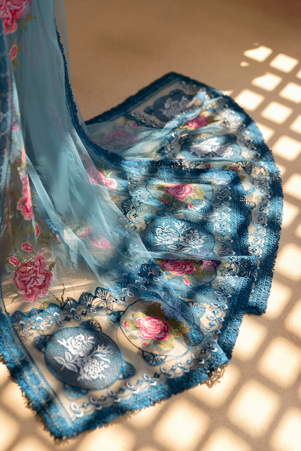 Saira Rizwan | Luxury Lawn 25 | ALMA-SRL25-12 - Official Saira Rizwan stockist in UK - Sakeena London