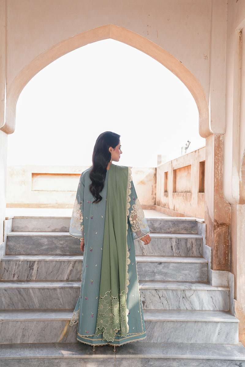 Manara | Vintage Karandi 24 | NISA - Official Manara stockist in UK - Sakeena London