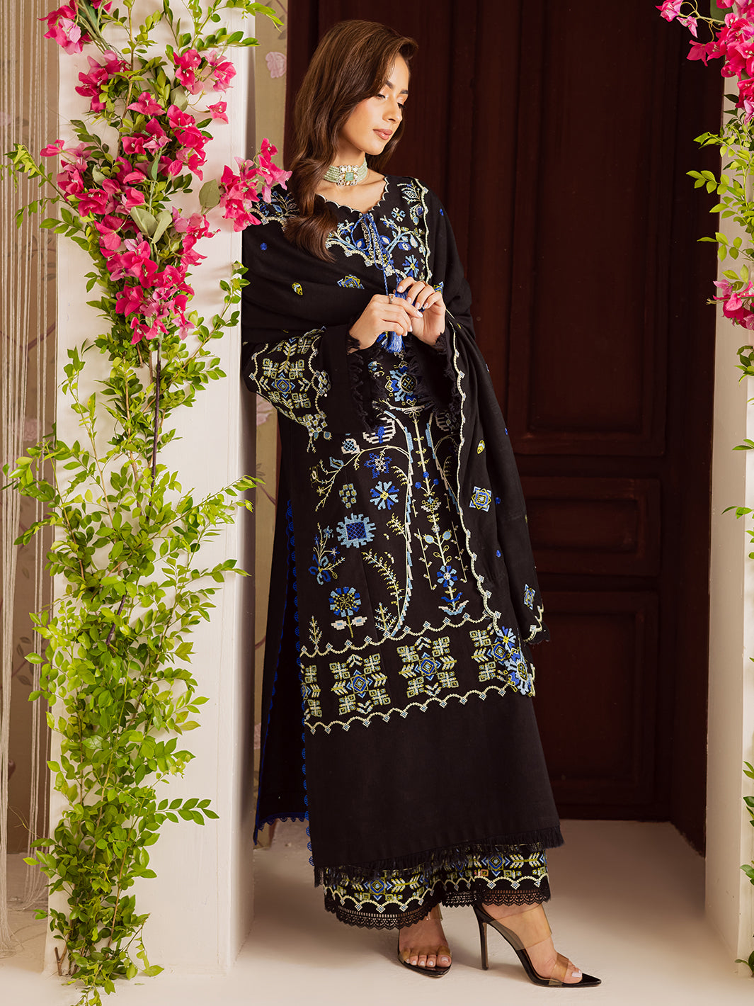 Mahnur | Nova Khaddar 25 | NK - 04 - Official Mahnur stockist in UK - Sakeena London