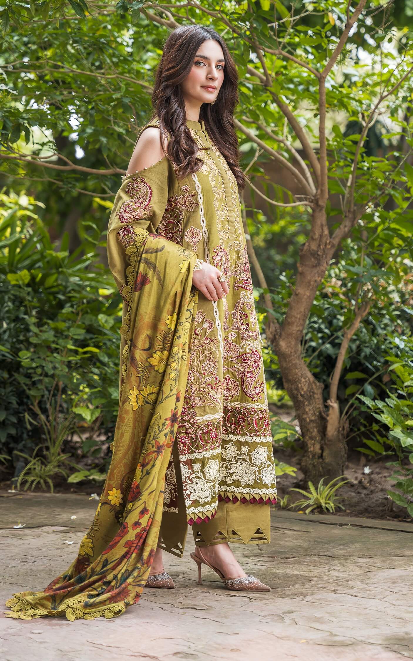 Asifa and Nabeel | Luxury Winter 24 | NOA WL-04 - Official Asifa and Nabeel stockist in UK - Sakeena London