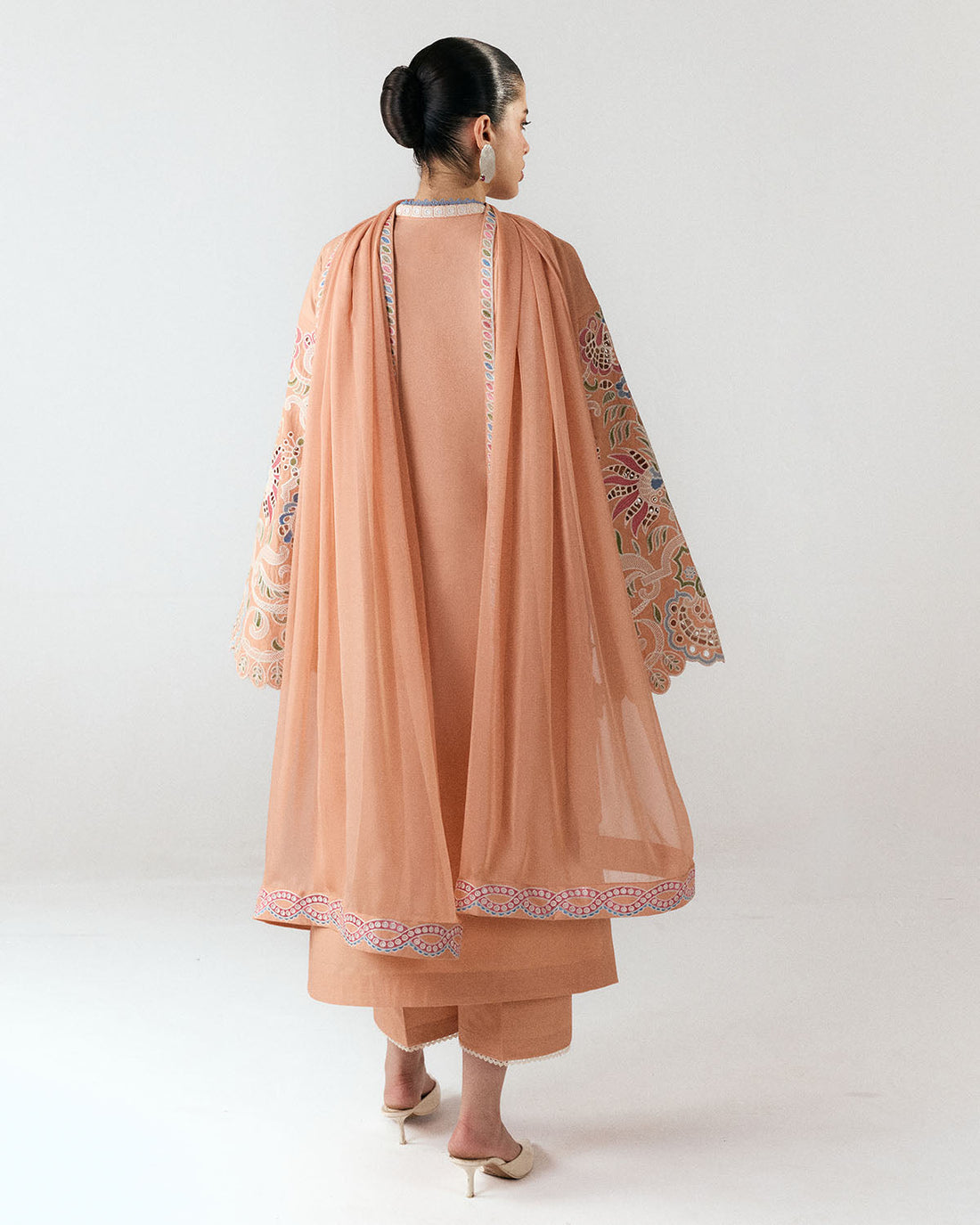 Jugnu | SS 26 Lawn | Nila