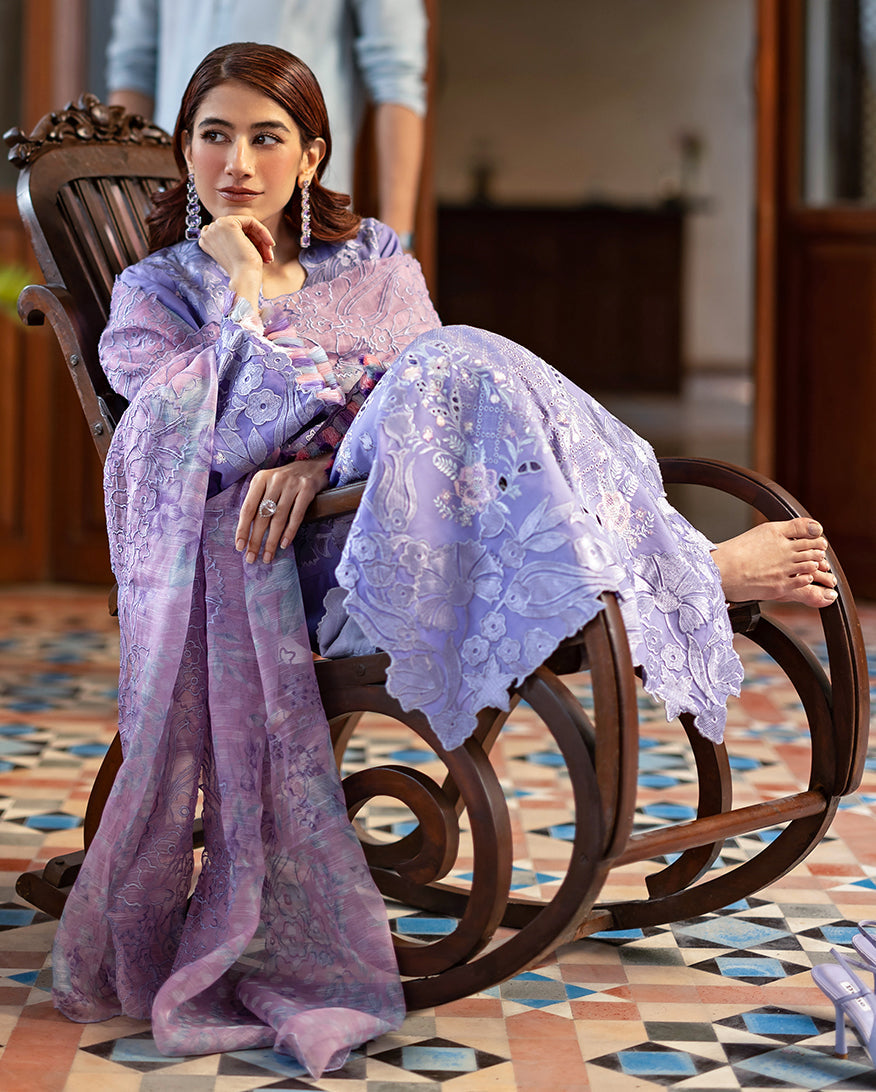 Mushq | Astoria Lawn 26 | Noctelle