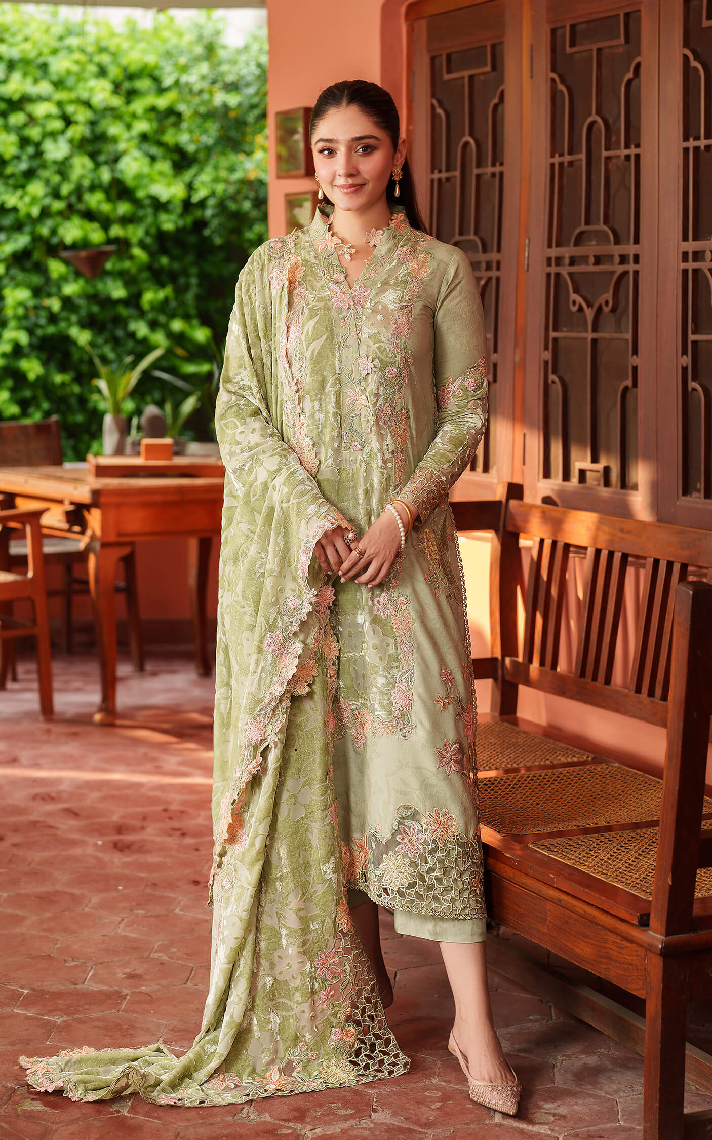 Asifa and Nabeel | Pashmina Luxe 25 | Noir LWC25-04 - Official Asifa and Nabeel stockist in UK - Sakeena London
