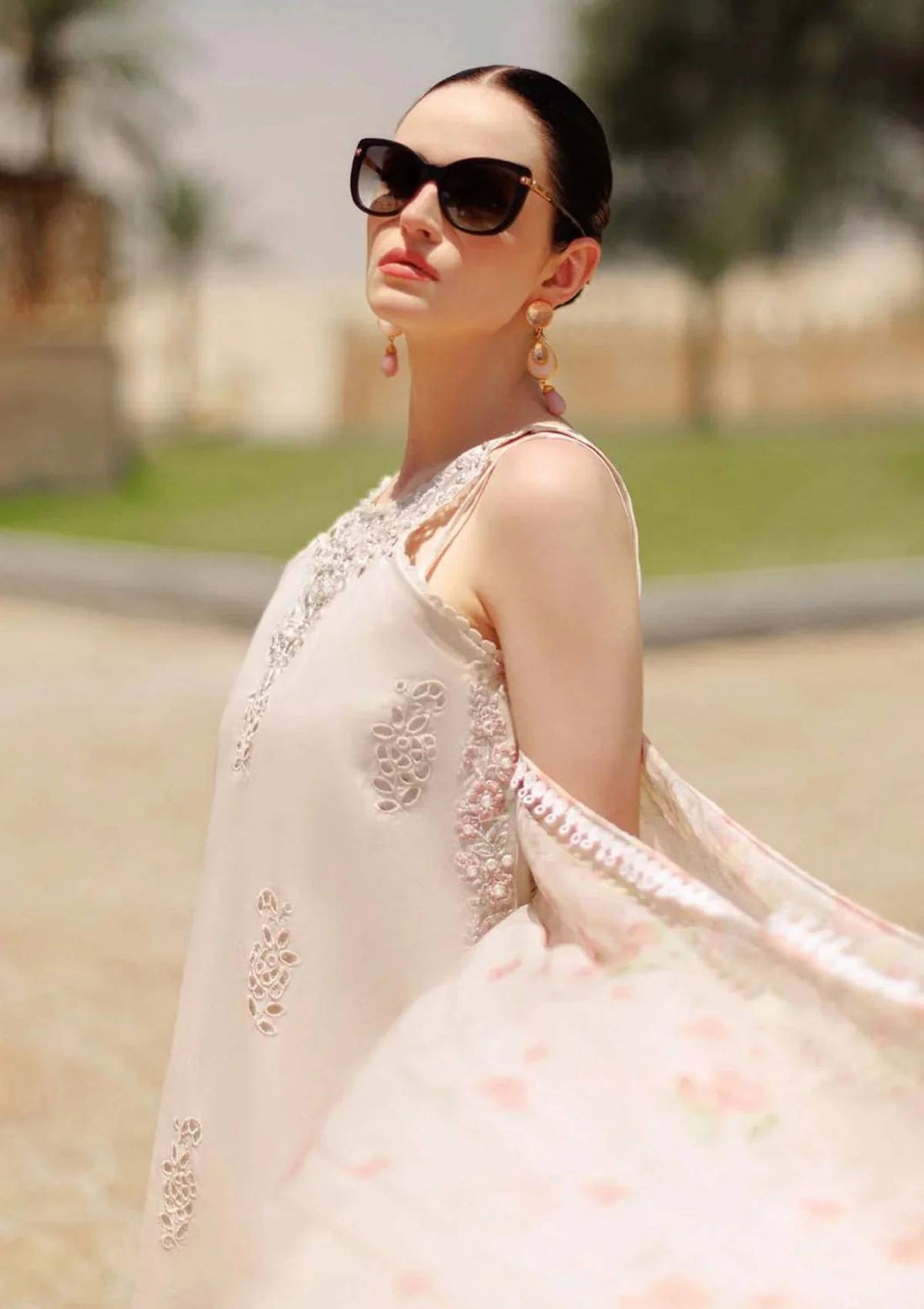 Lawn Collection - Noor - Saadia Asad - Eid Handwork - Laserkari 24 - NEH24#02