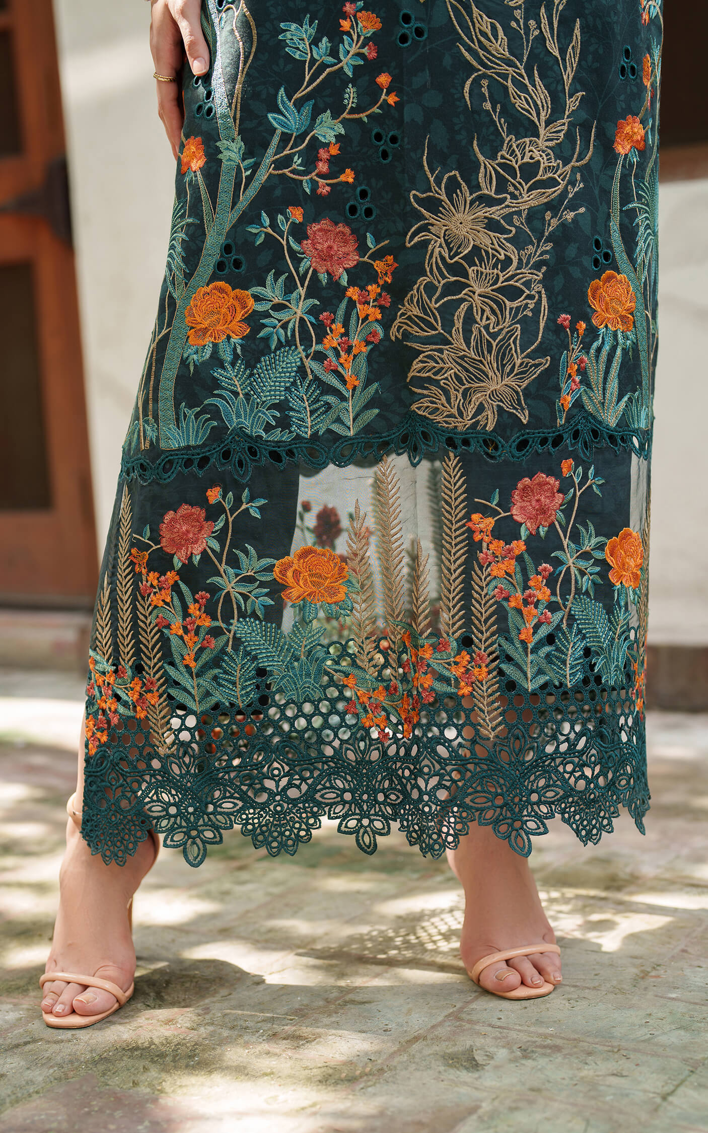 Asifa and Nabeel | Pashmina Luxe 25 |Nora LWC25-01 - Official Asifa and Nabeel stockist in UK - Sakeena London