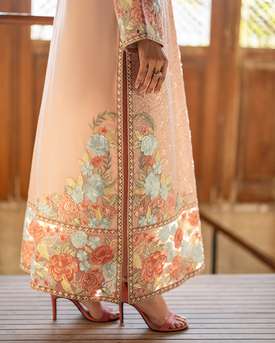Mushq | Astoria Lawn 26 | Norah