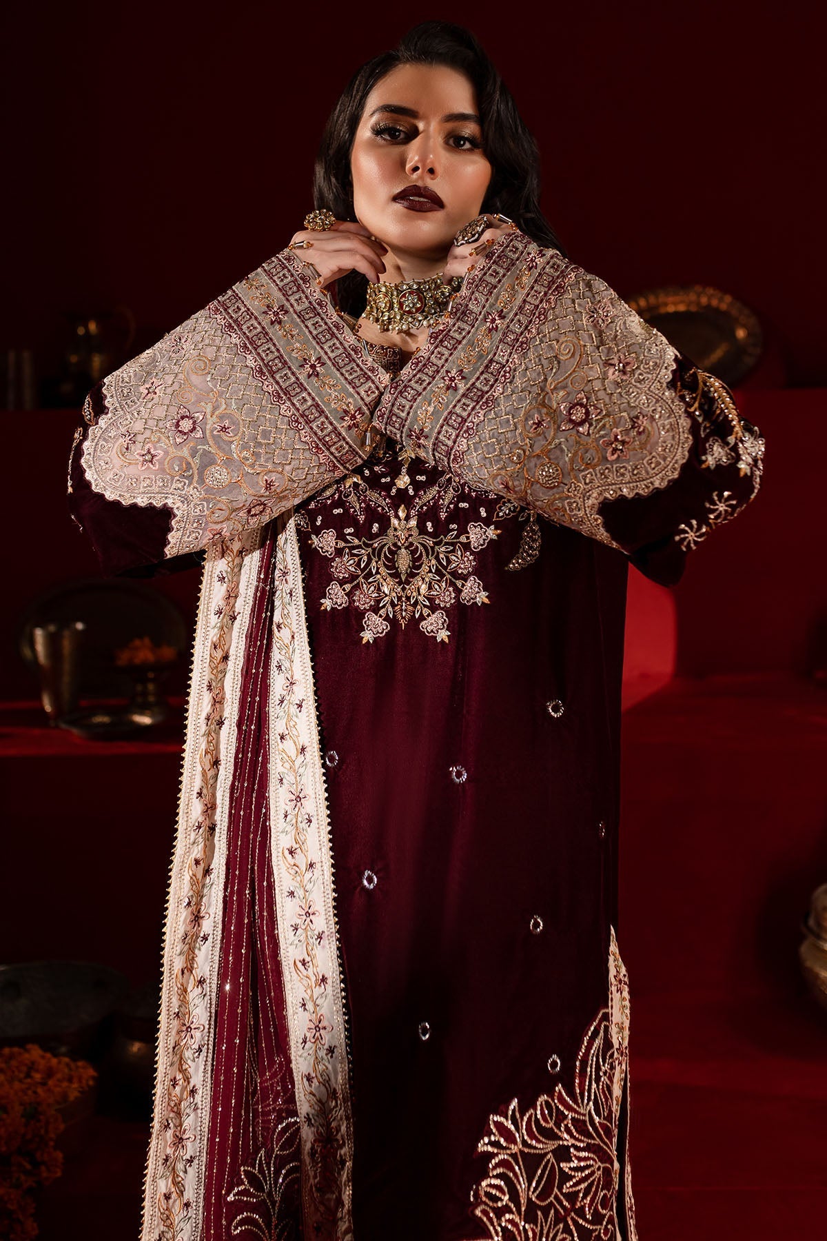 Nureh | Maya Velvet | NW-89 - Official Nureh stockist in UK - Sakeena London
